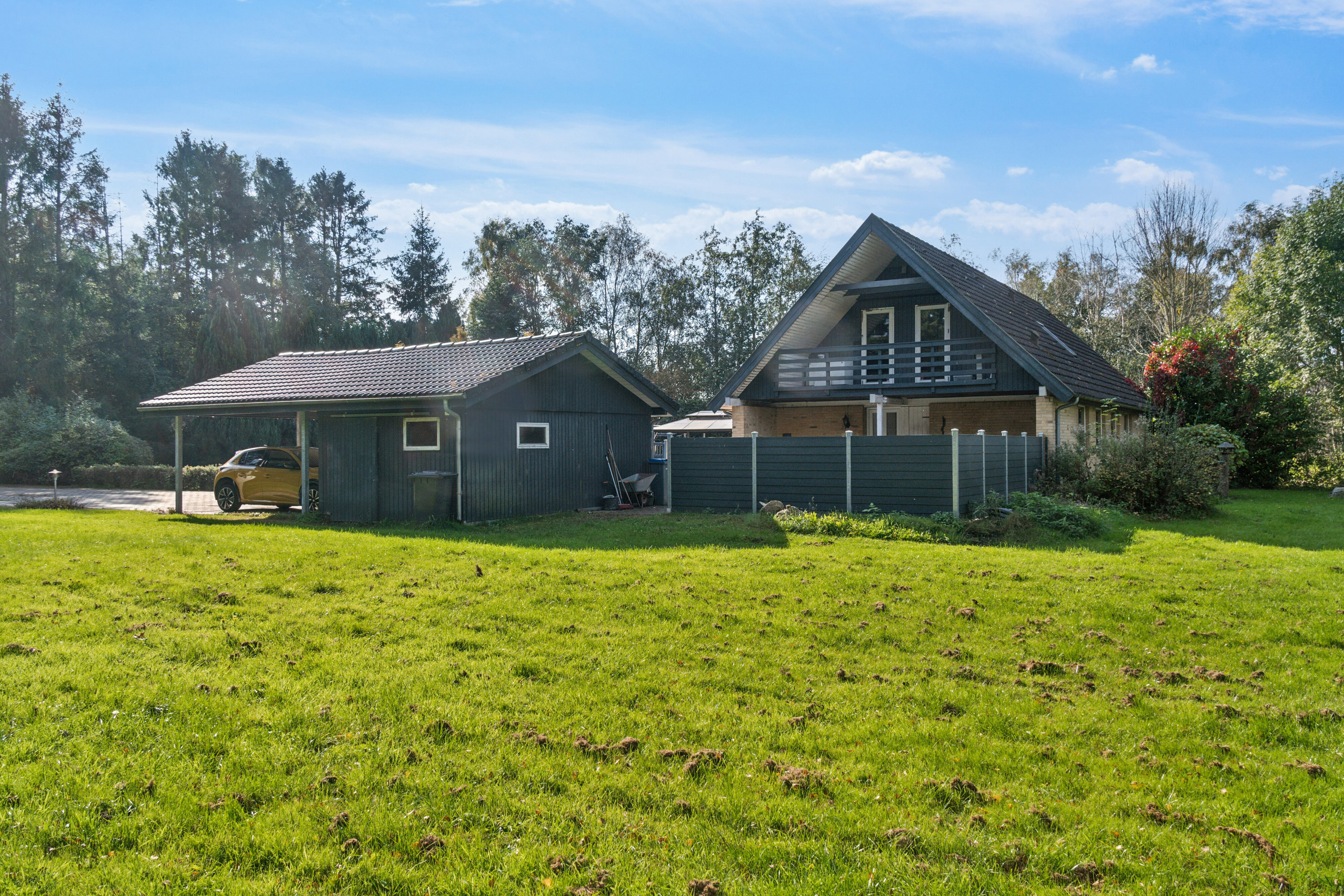 Fremhævet set fra haven billede i fuldskærmstilstand. Billede af Eskebjergvej 101B, 4400 Kalundborg