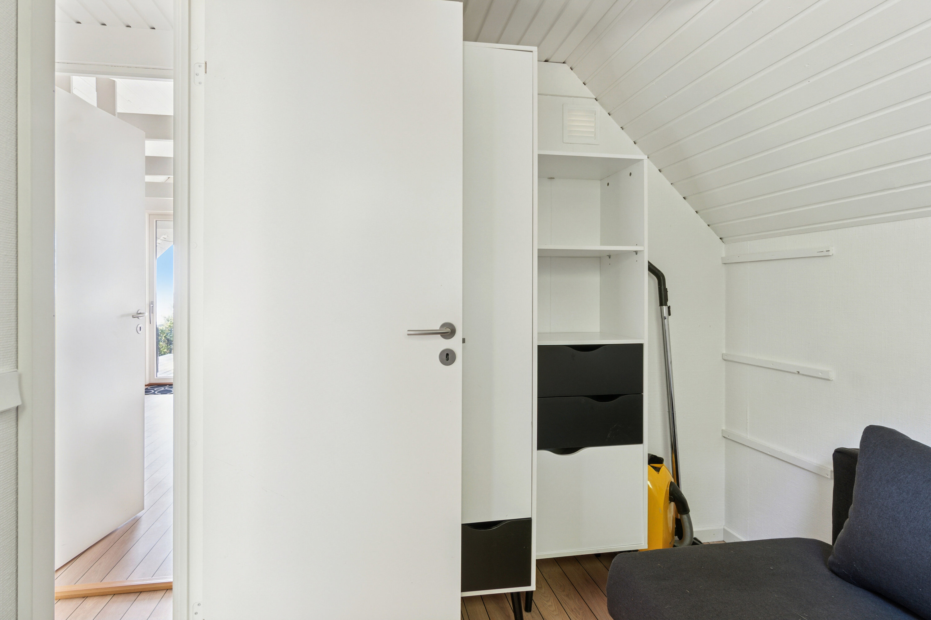 Fremhævet værelse billede i fuldskærmstilstand. Billede af Ulstrup Sønderstrand 14, 4400 Kalundborg