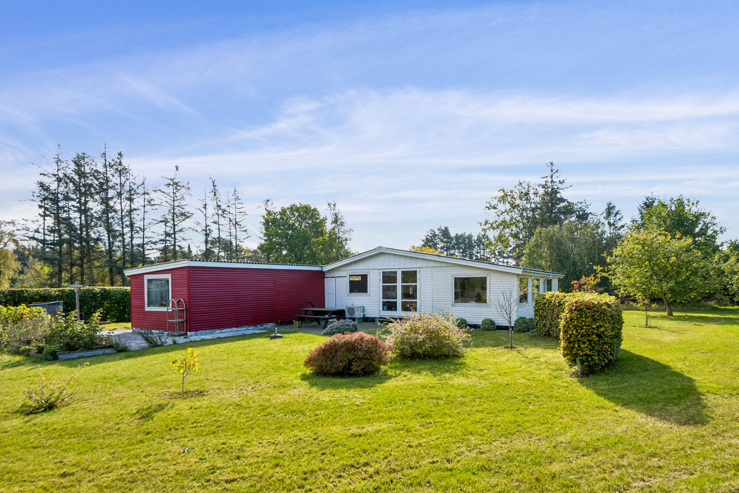 Fremhævet ejendom 1 billede i fuldskærmstilstand. Billede af Solsortevej 35, Mou, 9280 Storvorde