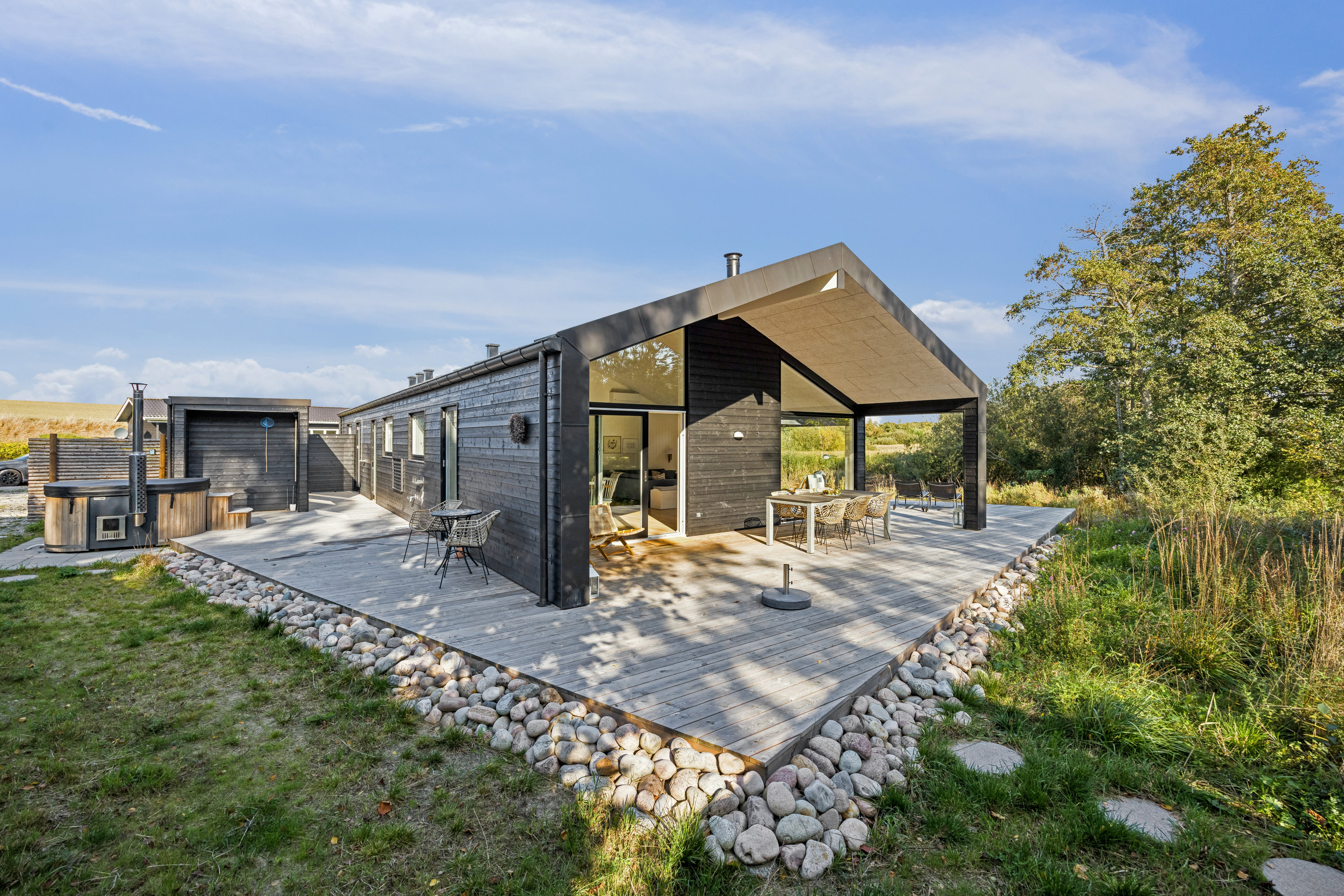 Fritidshus: Ejendom 1 på Metholmvej 26, Begtrup Vig, 8420 Knebel