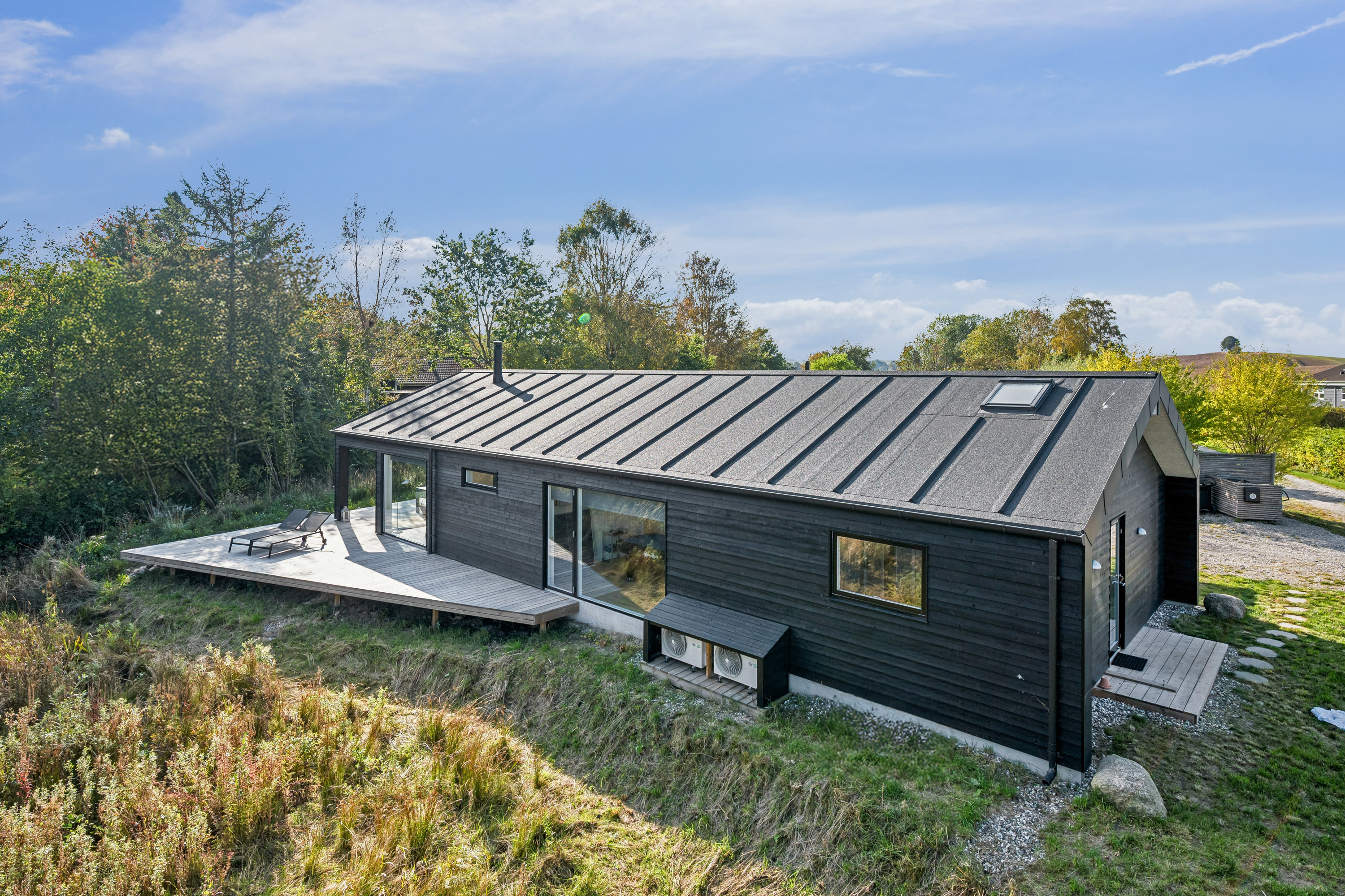 Fremhævet ejendom 1 billede i fuldskærmstilstand. Billede af Metholmvej 26, Begtrup Vig, 8420 Knebel