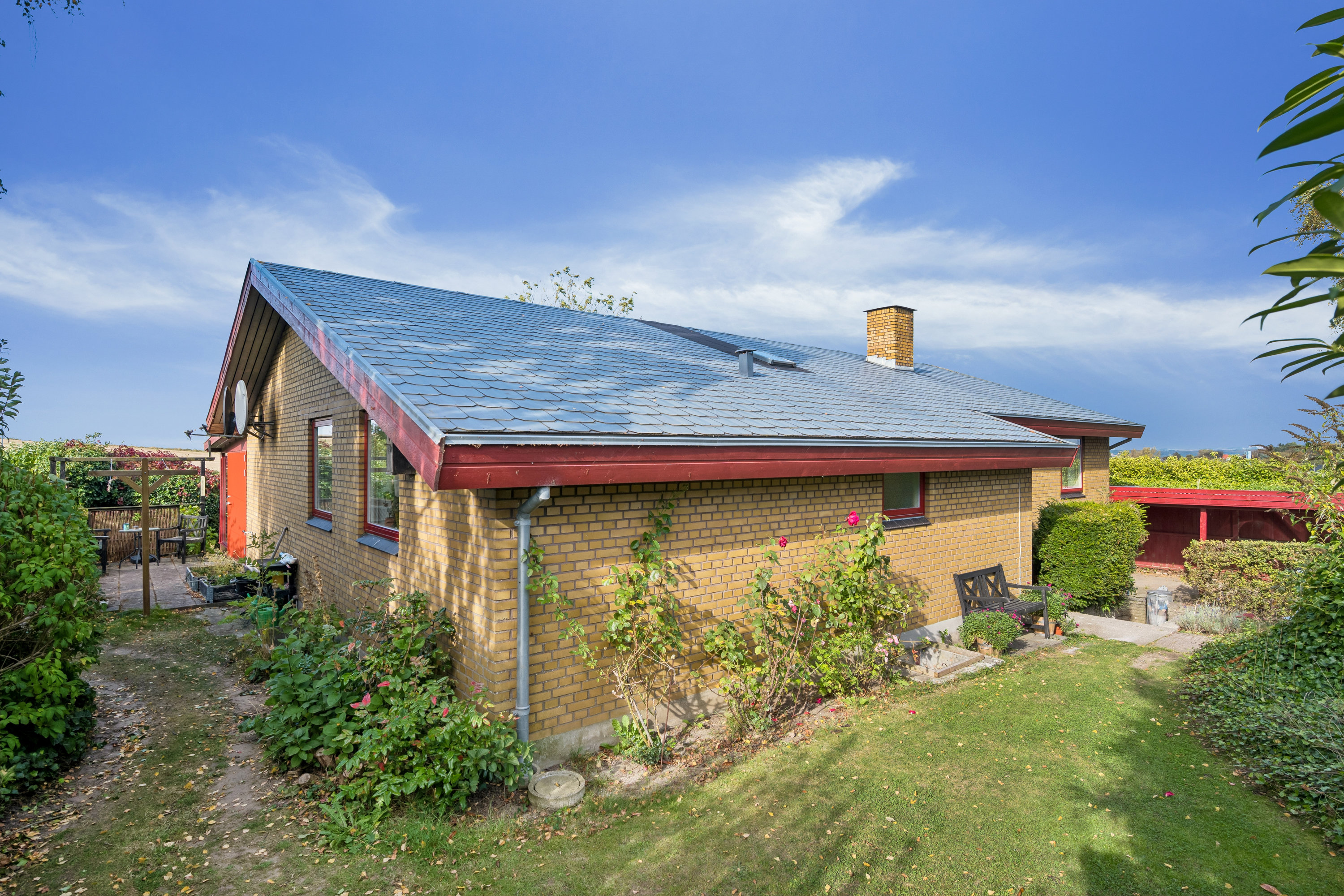 Fremhævet ejendom 1 billede i fuldskærmstilstand. Billede af Skolebakken 4, Vrinners, 8420 Knebel