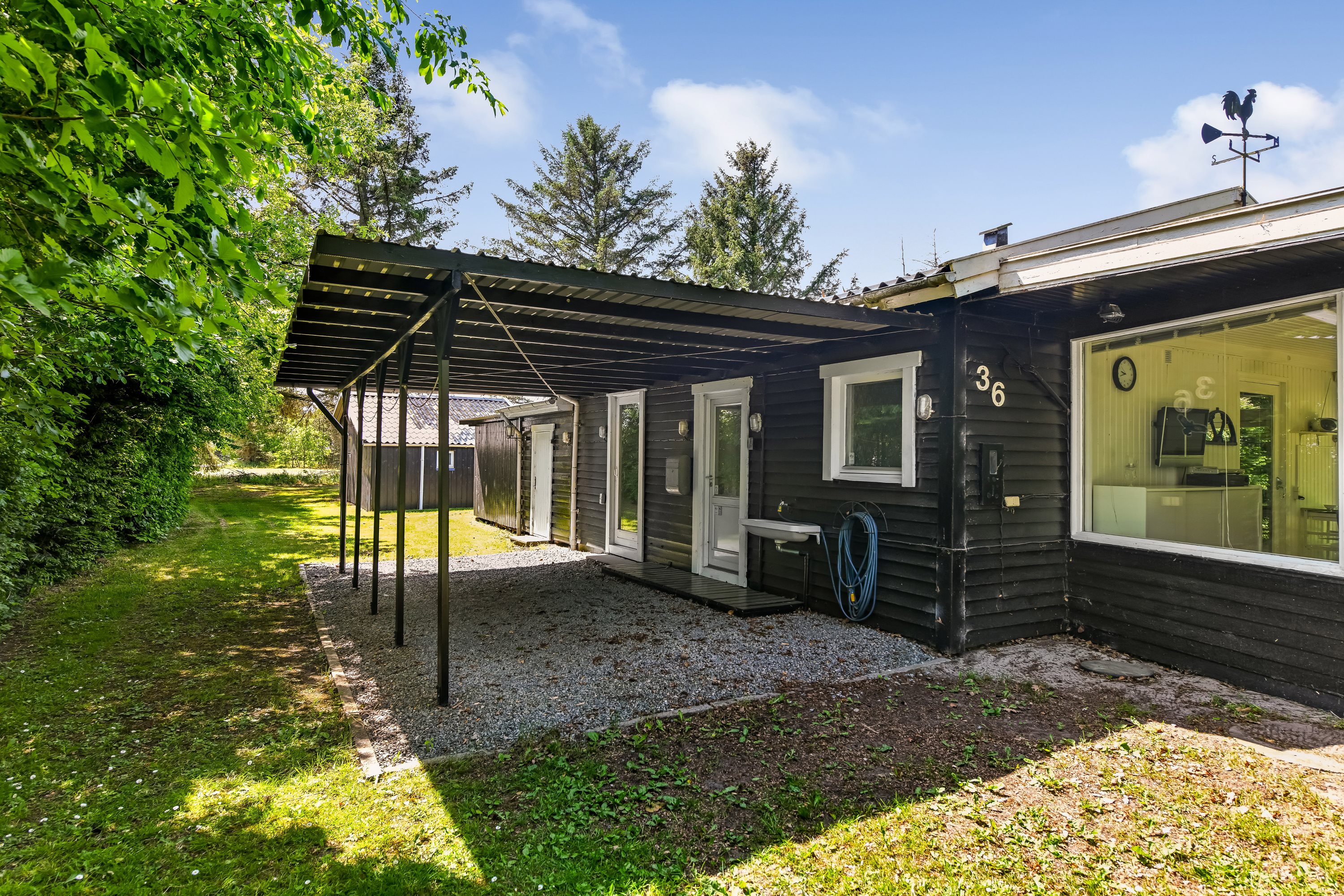 Fremhævet ejendommen billede i fuldskærmstilstand. Billede af Nøddehaven 36, Jegum, 6840 Oksbøl