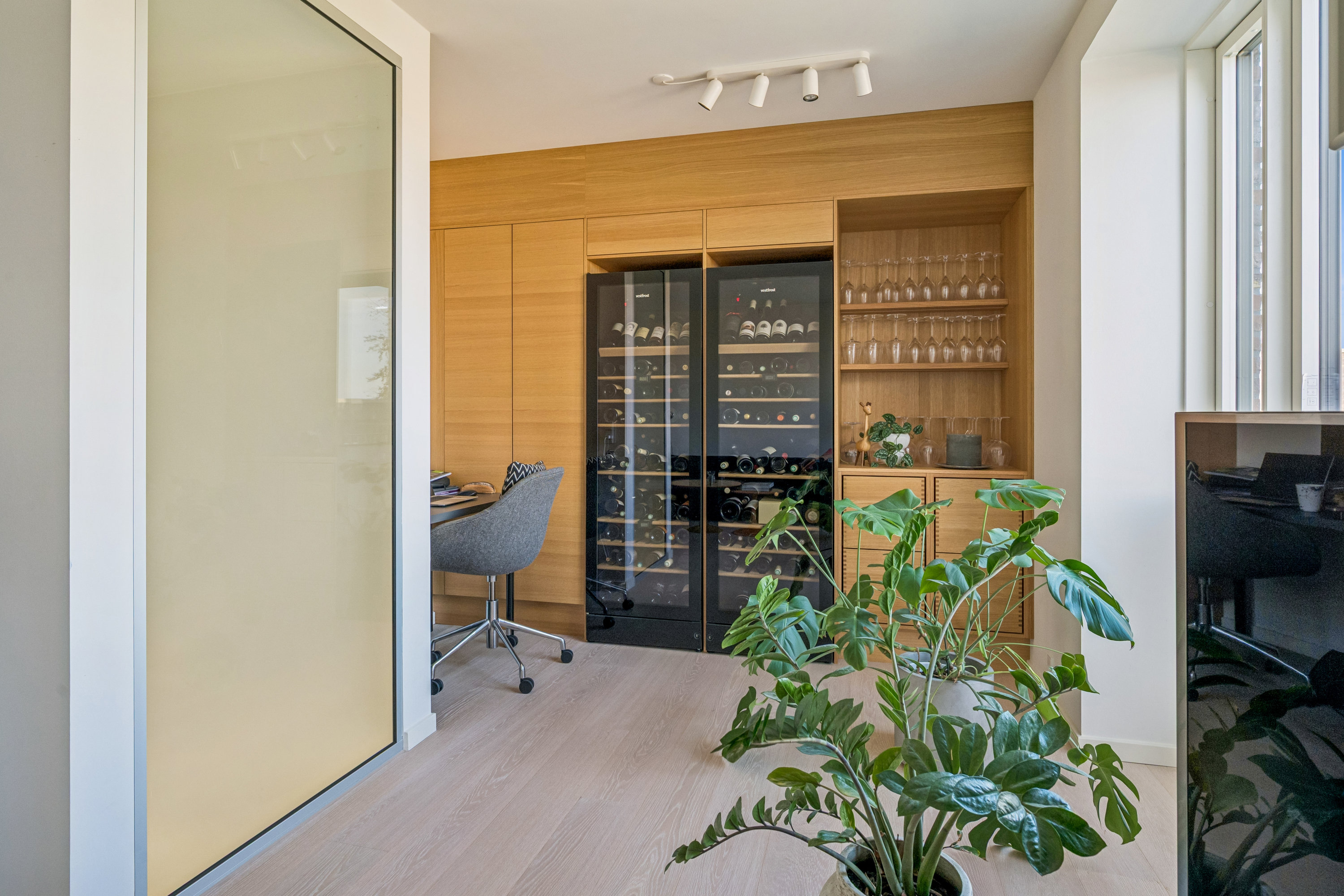 Fremhævet stue billede i fuldskærmstilstand. Billede af Erling Jacobsens Gade 103, 8240 Risskov