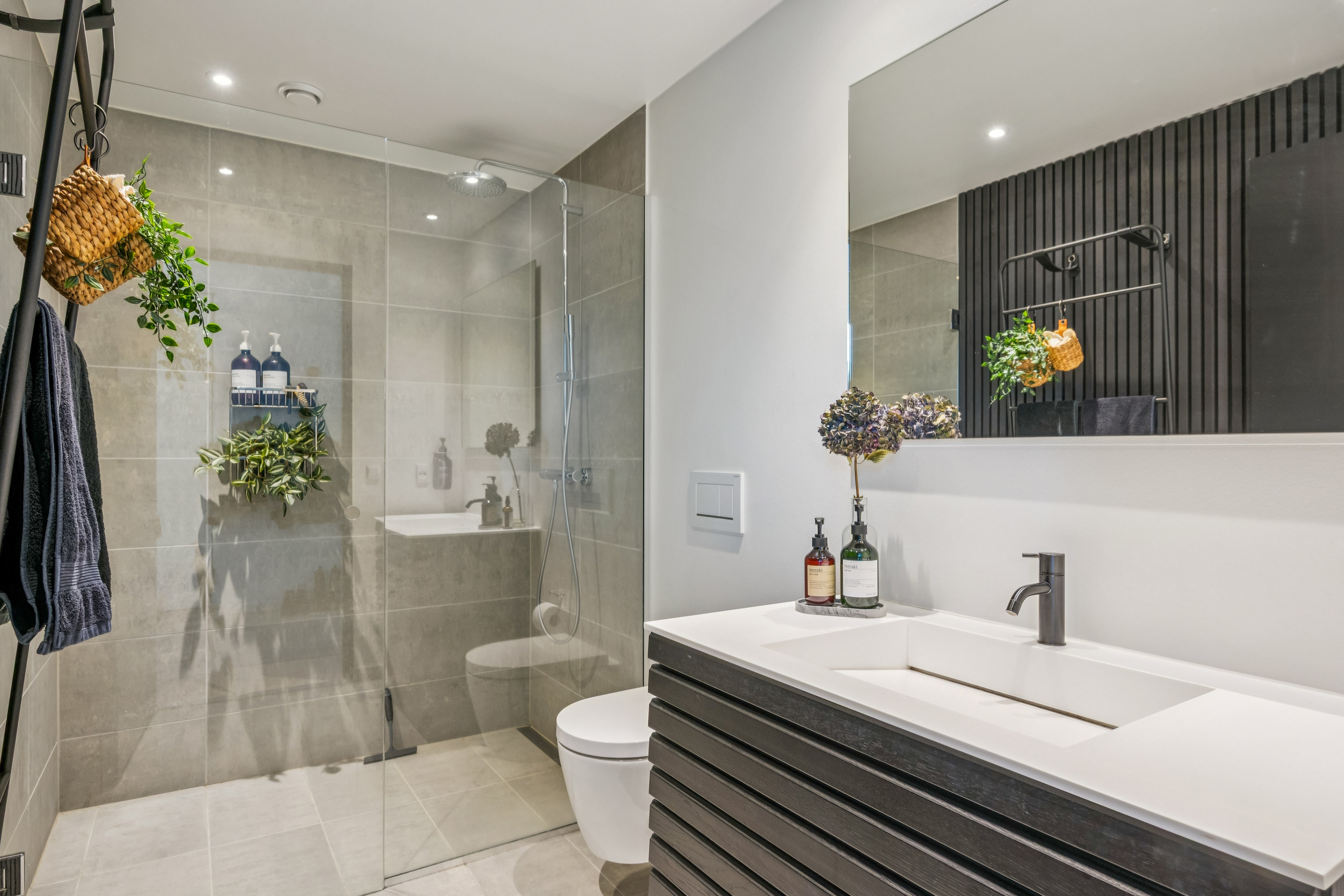 Fremhævet badeværelse billede i fuldskærmstilstand. Billede af Erling Jacobsens Gade 103, 8240 Risskov