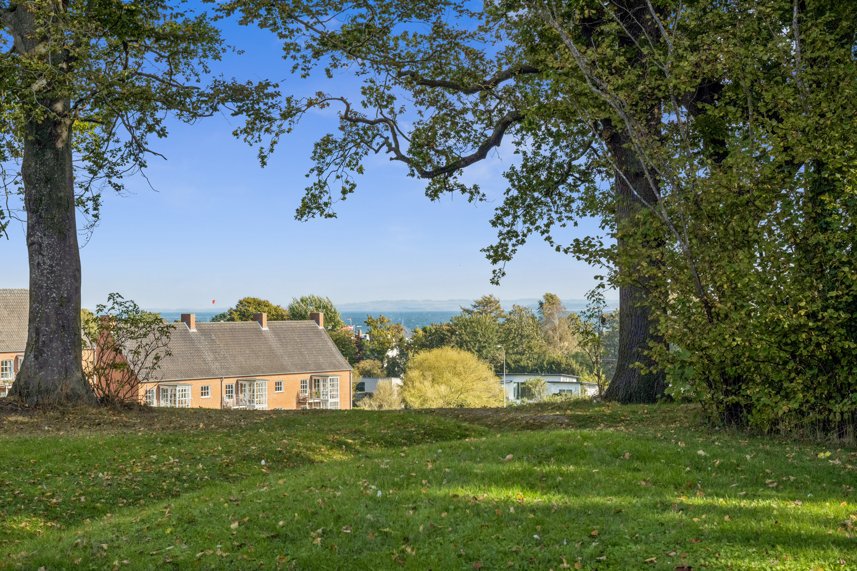 Fremhævet have billede i fuldskærmstilstand. Billede af Erling Jacobsens Gade 103, 8240 Risskov
