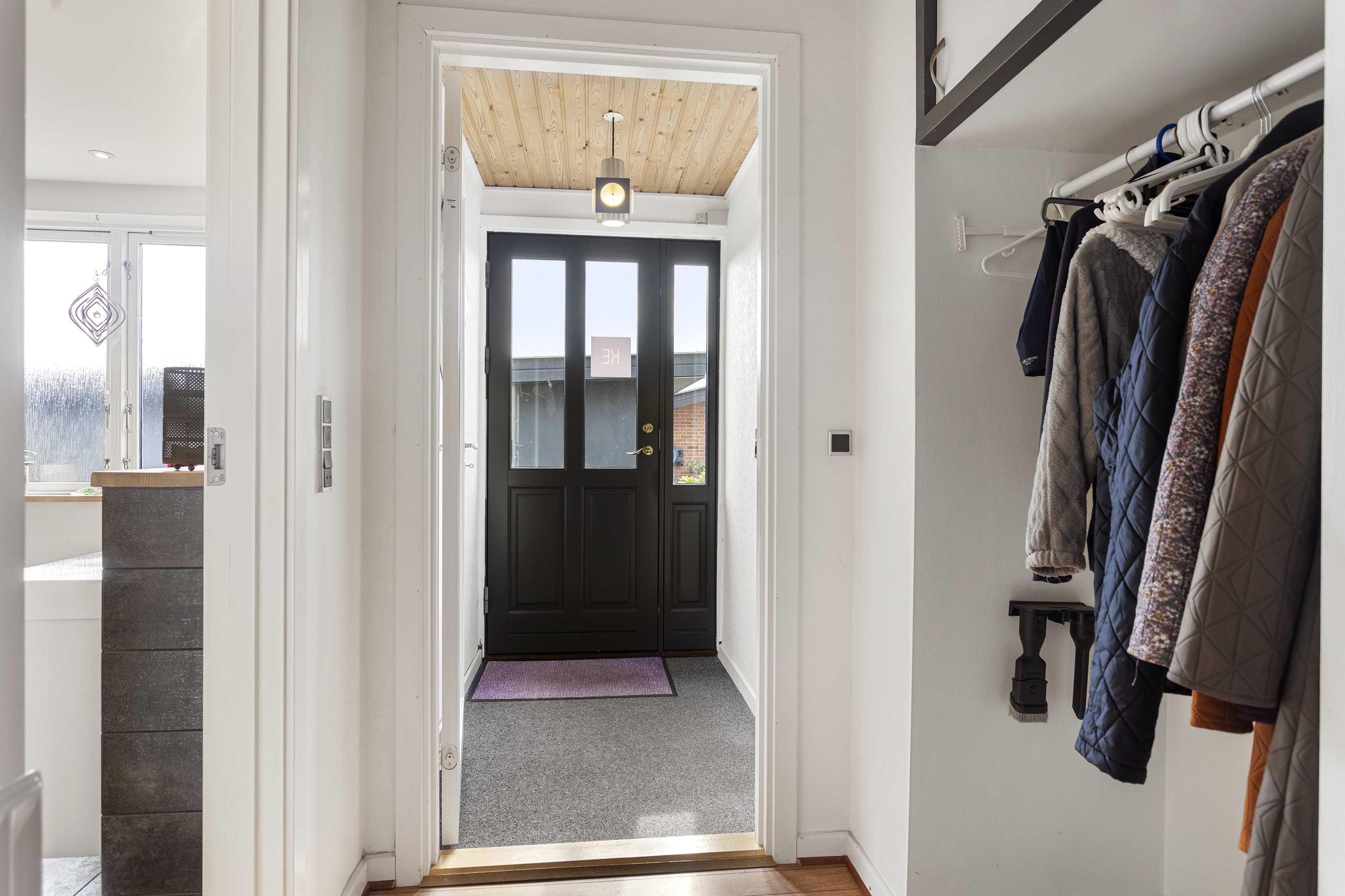 Fremhævet entré billede i fuldskærmstilstand. Billede af A Melgaardsvej 6, 9300 Sæby