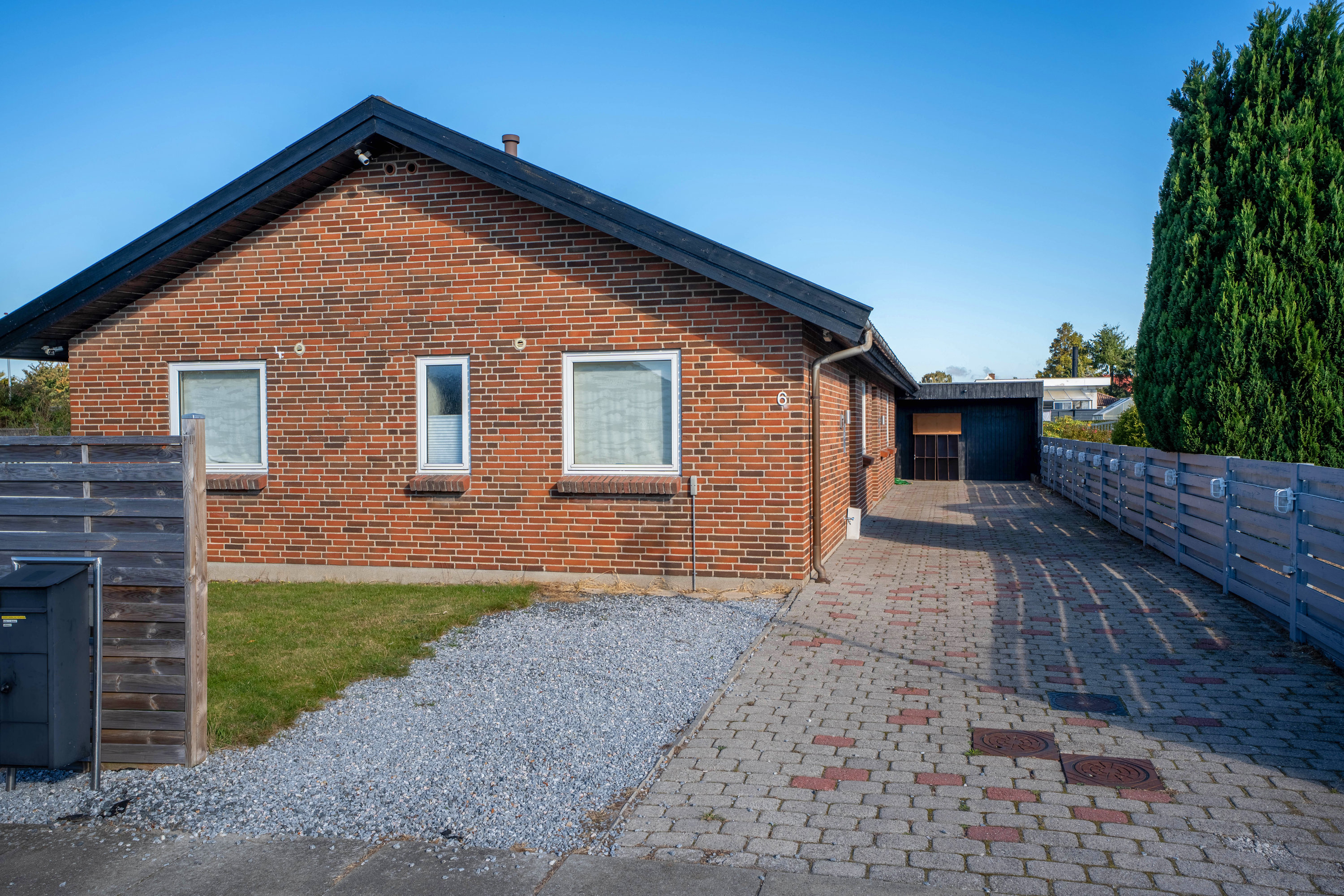 Fremhævet  billede i fuldskærmstilstand. Billede af Æblehaven 6, 5683 Haarby