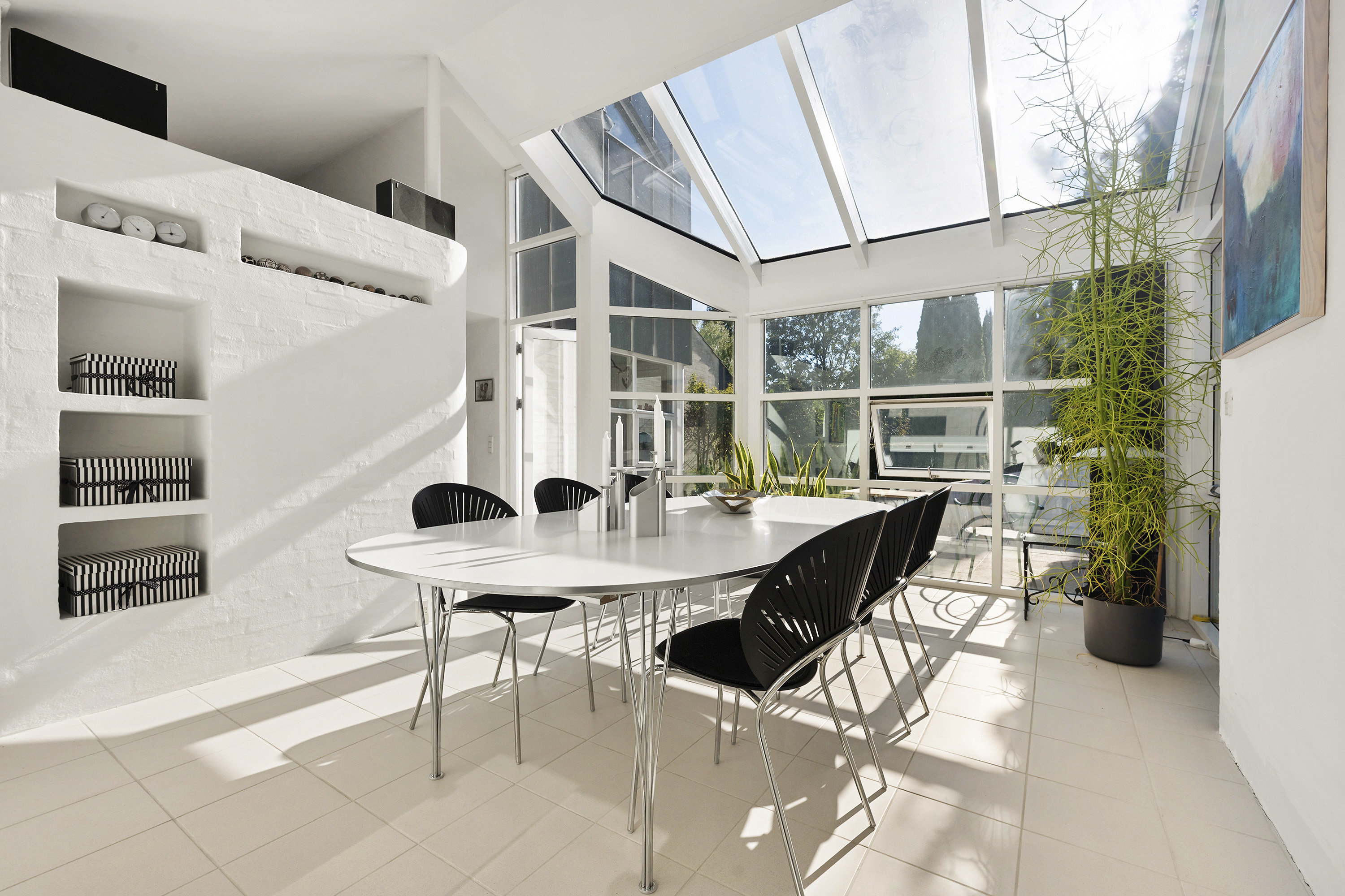 Fremhævet spisestue billede i fuldskærmstilstand. Billede af Rosenvej 18, Trørød, 2950 Vedbæk