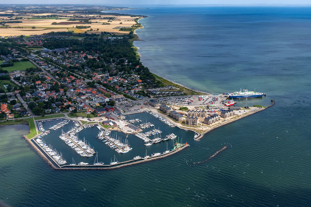 Fremhævet  billede i fuldskærmstilstand. Billede af Færgebyen 16, 1. 2., Hou, 8300 Odder