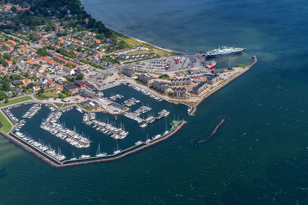 Fremhævet  billede i fuldskærmstilstand. Billede af Færgebyen 16, 1. 2., Hou, 8300 Odder