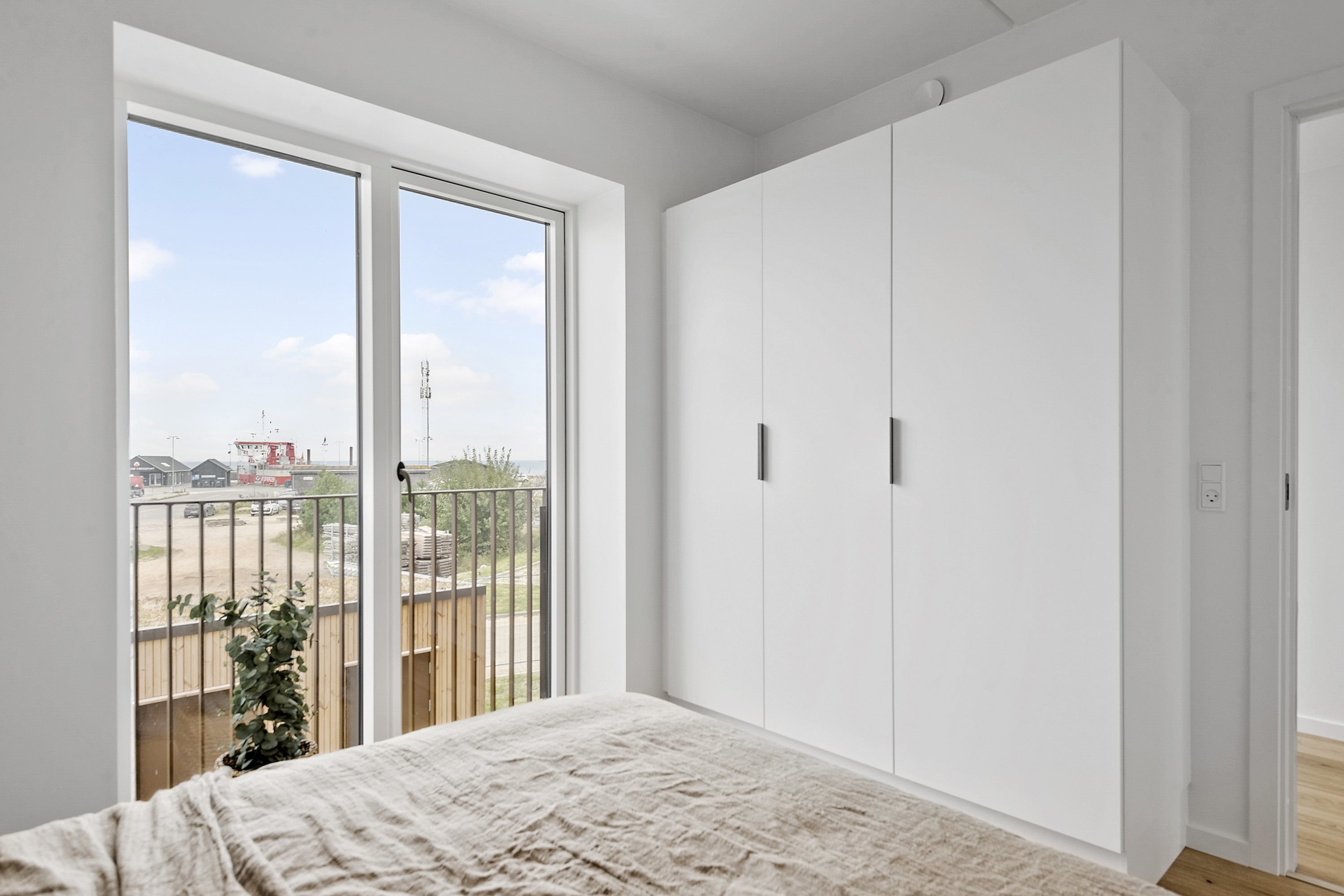 Fremhævet  billede i fuldskærmstilstand. Billede af Færgebyen 38, 2. 3., Hou, 8300 Odder