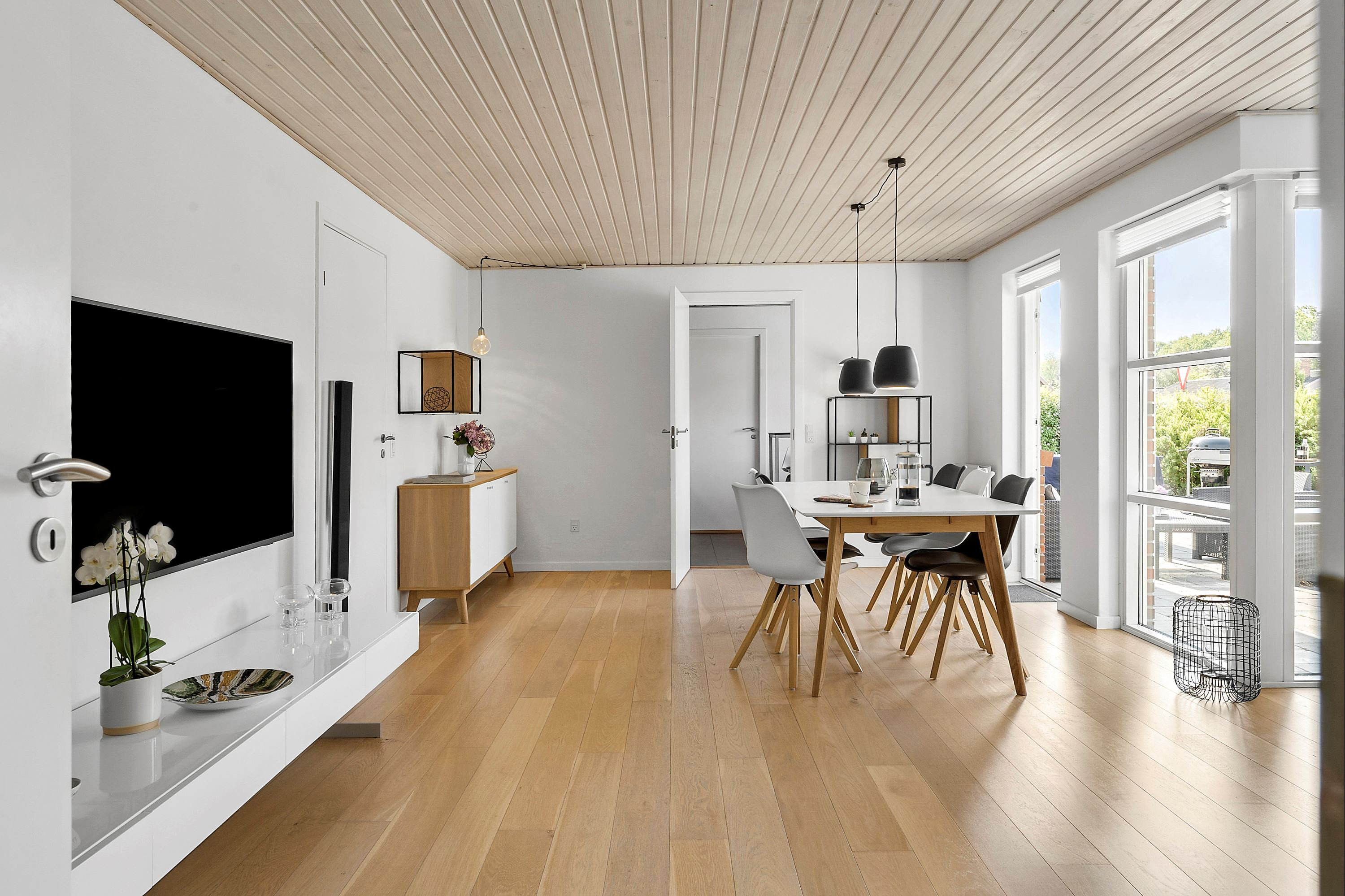 Fremhævet  billede i fuldskærmstilstand. Billede af Hvidtjørnen 4, 8800 Viborg