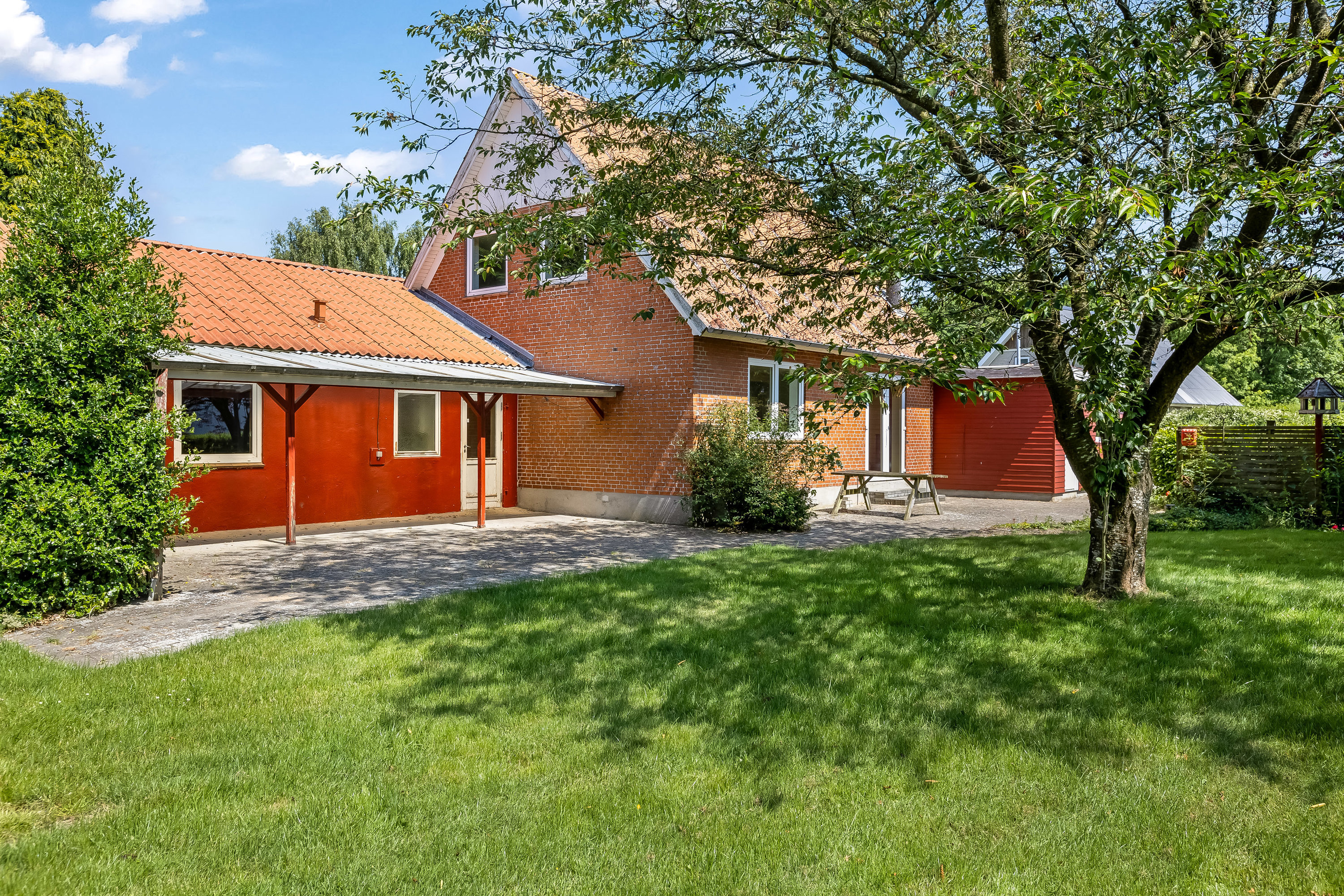 Fremhævet  billede i fuldskærmstilstand. Billede af Roagervej 364, Kirkeby, 6760 Ribe