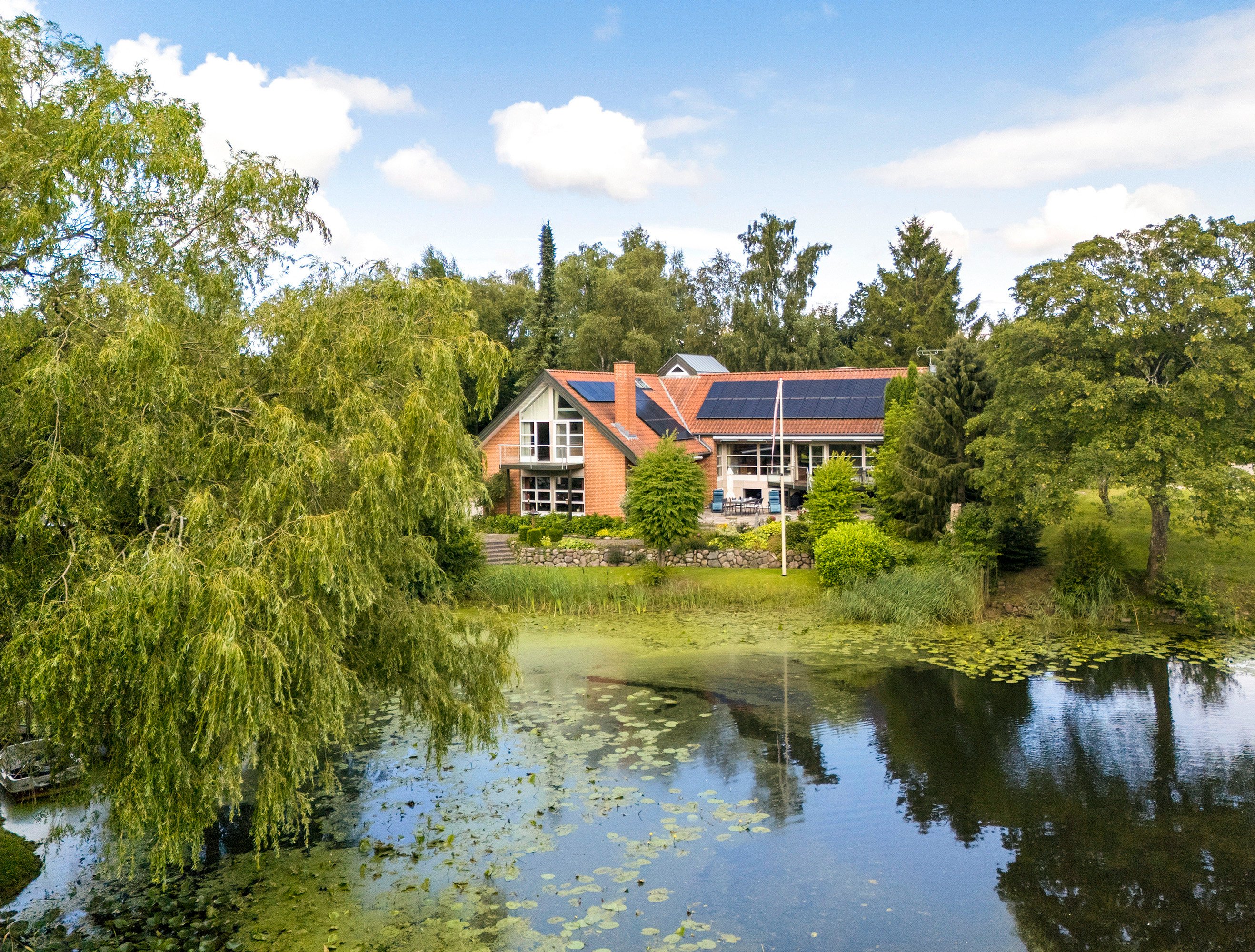 Miniaturebillede 1: ejendommen. Billede af Granhegnet 9, 3450 Allerød