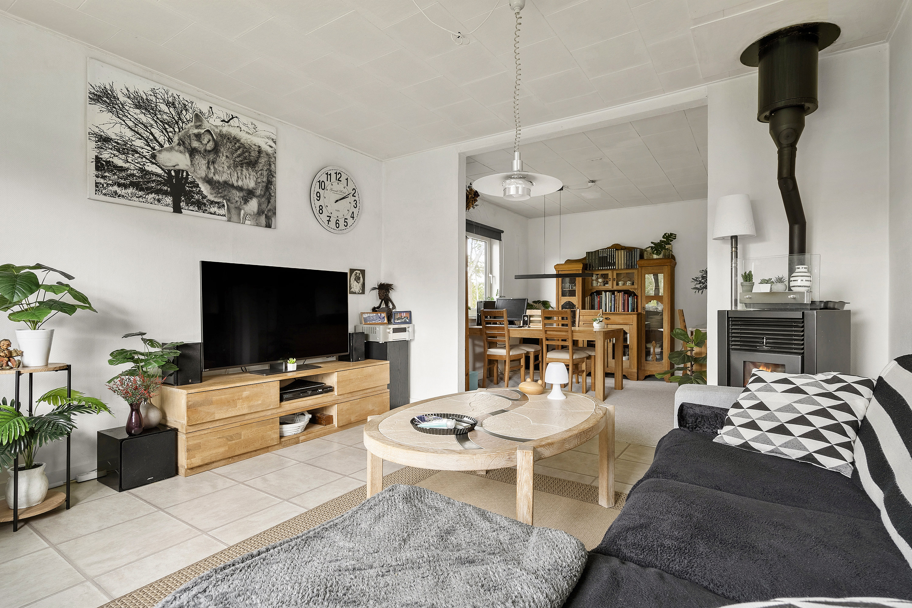 Fremhævet stue billede i fuldskærmstilstand. Billede af Hostrupvej 12, Hostrup, 6710 Esbjerg V