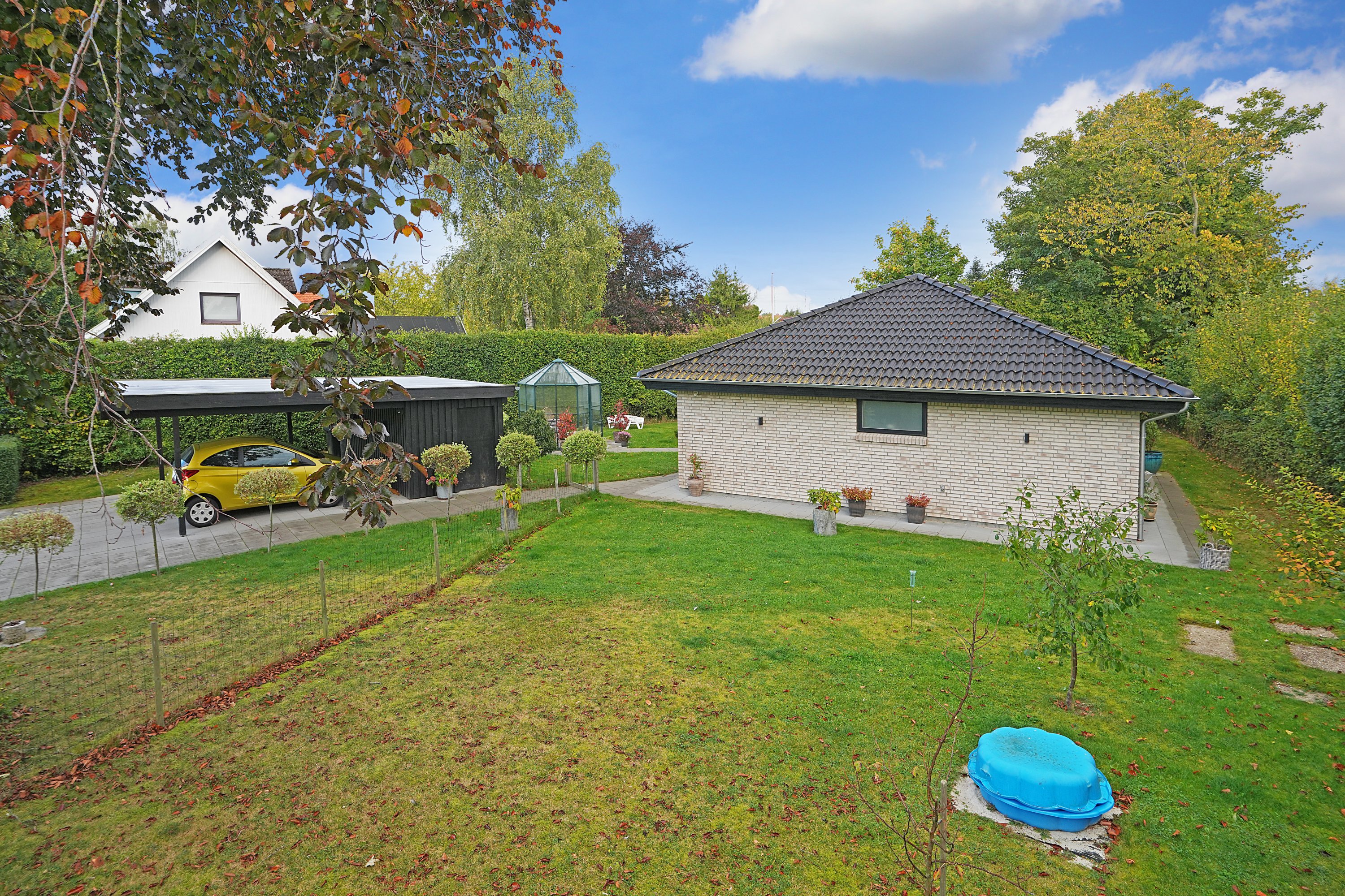 Fremhævet have billede i fuldskærmstilstand. Billede af Elmevej 1C, 4622 Havdrup