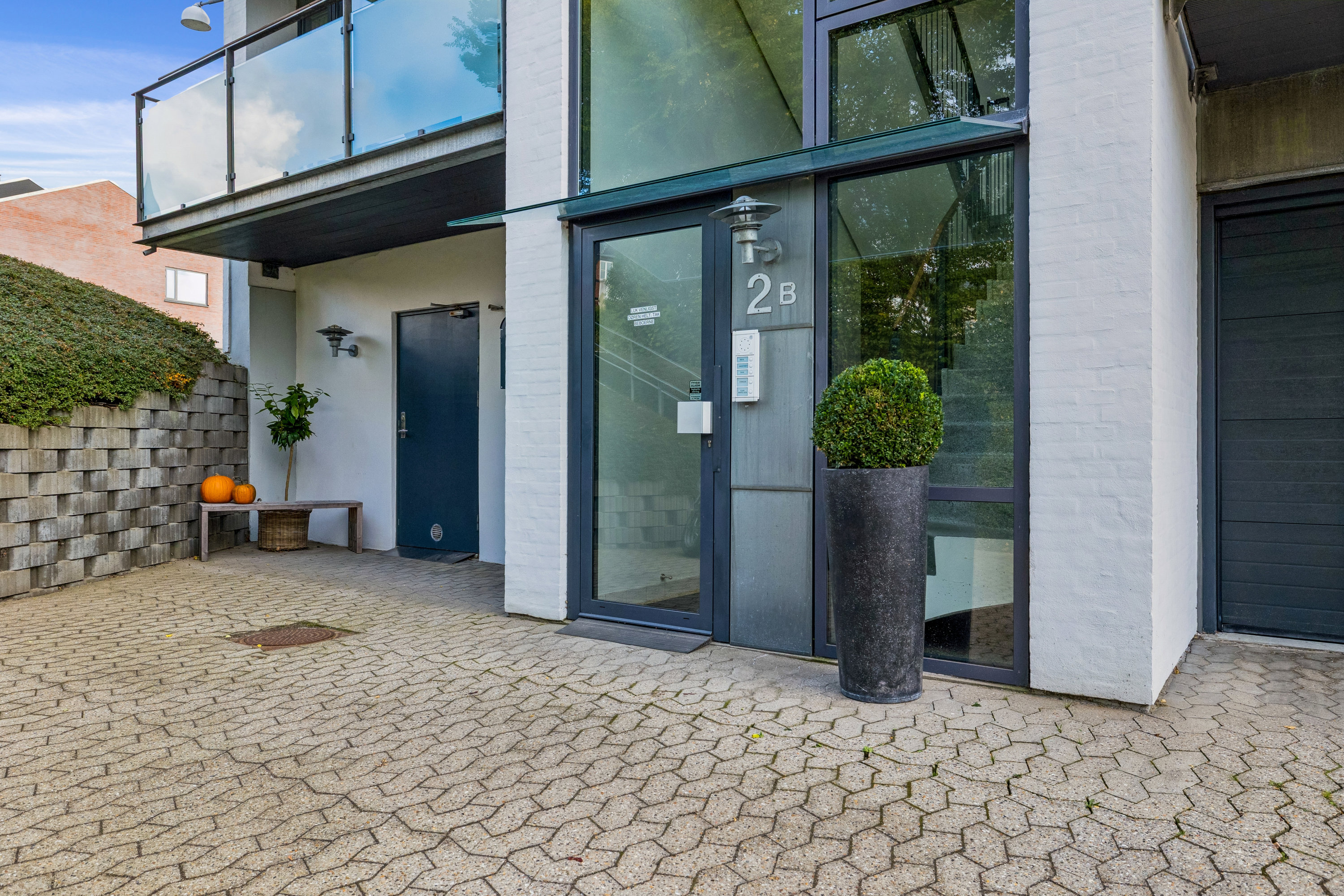 Fremhævet opgang billede i fuldskærmstilstand. Billede af Nørre Alle 2B, st.. th., 8660 Skanderborg