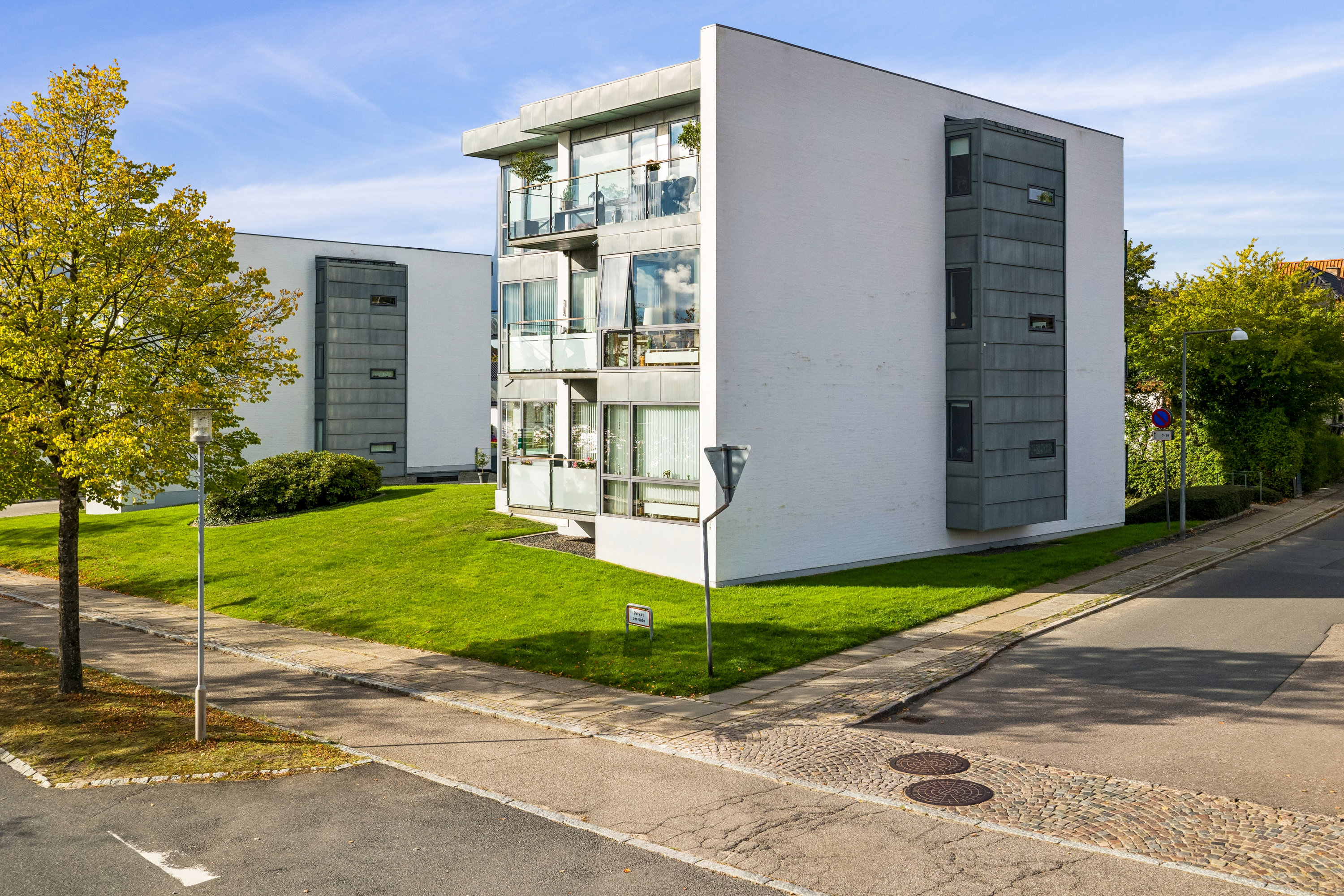 Fremhævet ejendommen billede i fuldskærmstilstand. Billede af Nørre Alle 2B, st.. th., 8660 Skanderborg