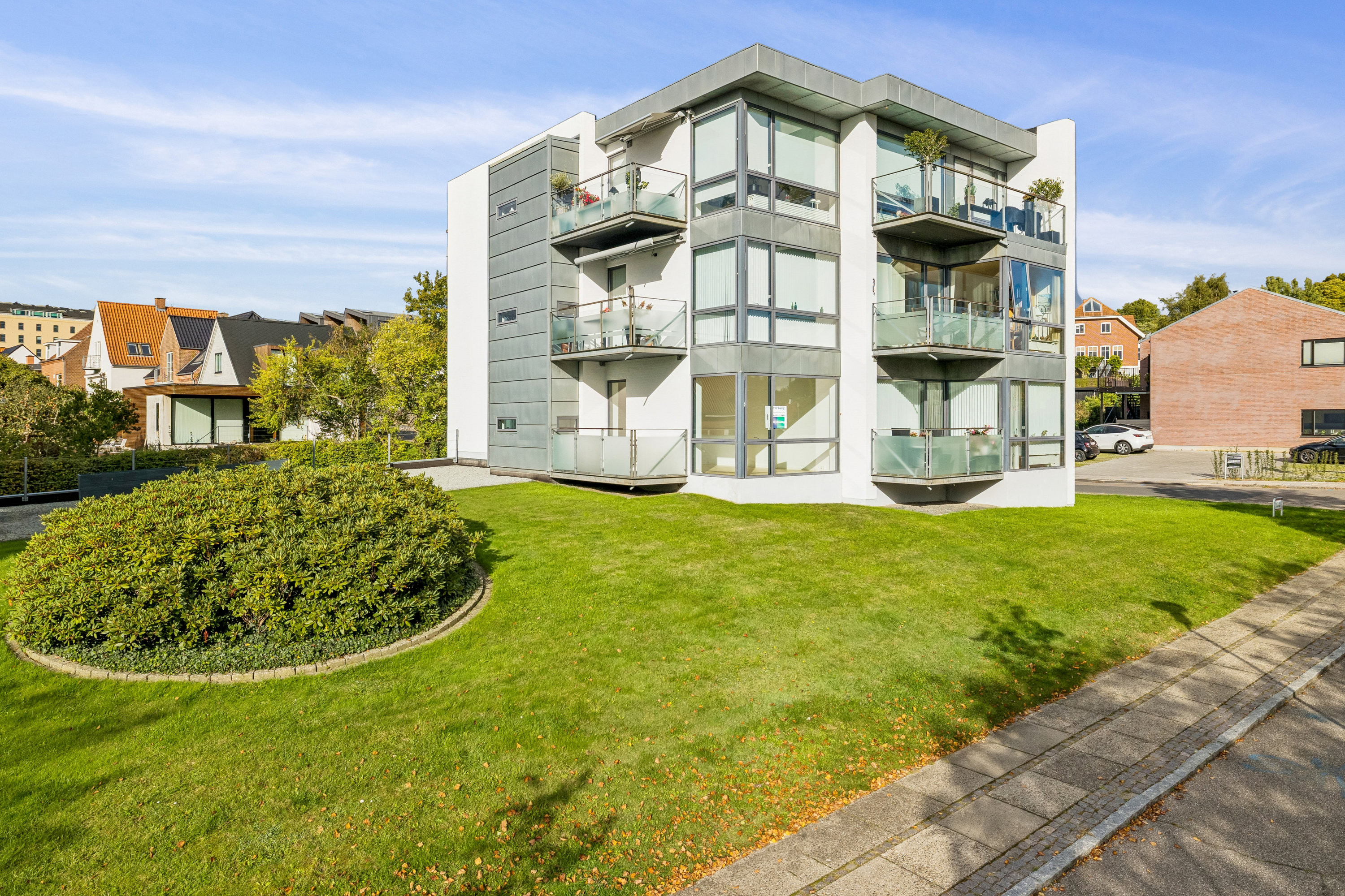 Fremhævet ejendommen billede i fuldskærmstilstand. Billede af Nørre Alle 2B, st.. th., 8660 Skanderborg