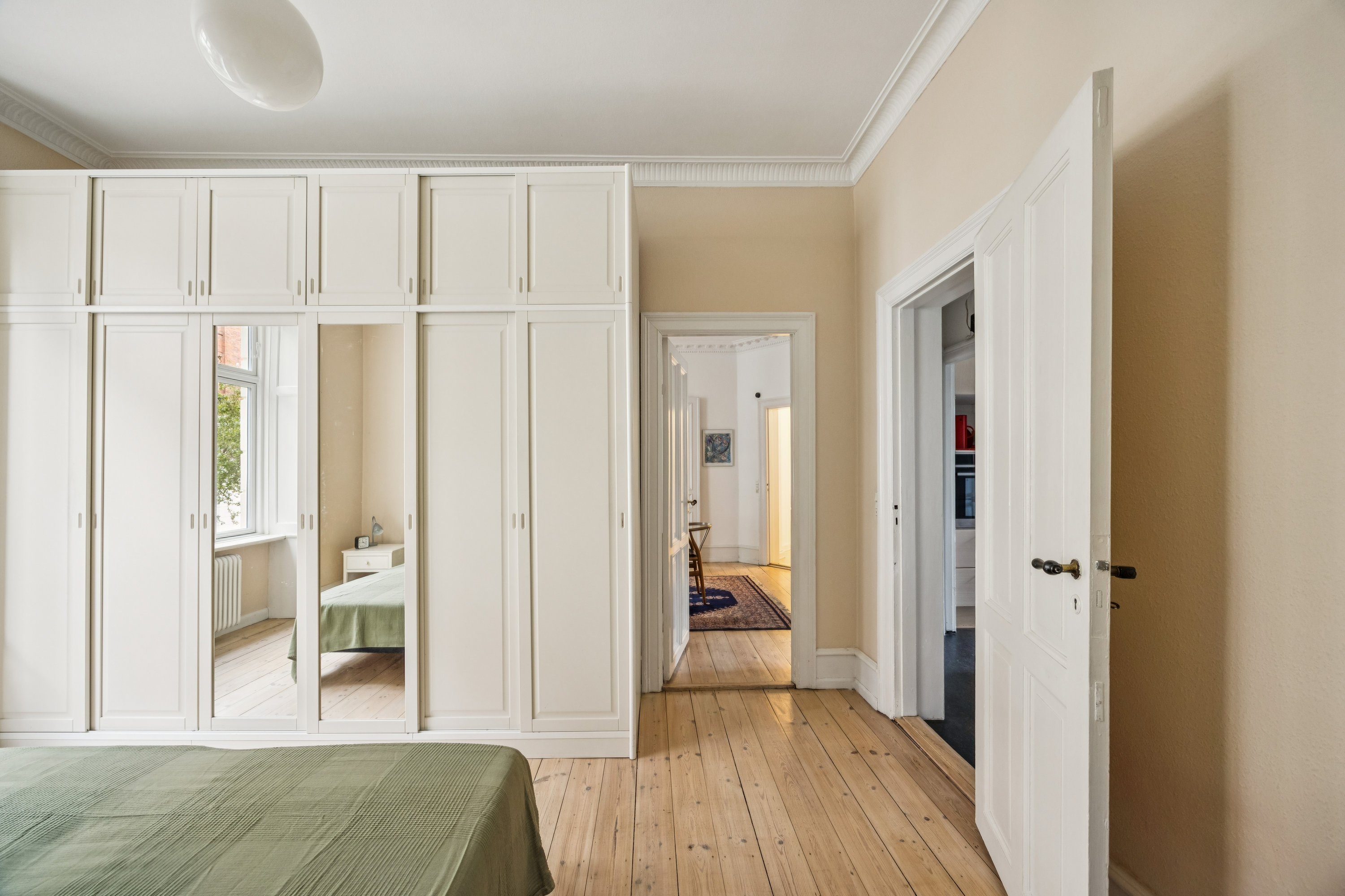 Fremhævet gang billede i fuldskærmstilstand. Billede af Carl Bernhards Vej 13, st.. th., 1817 Frederiksberg C