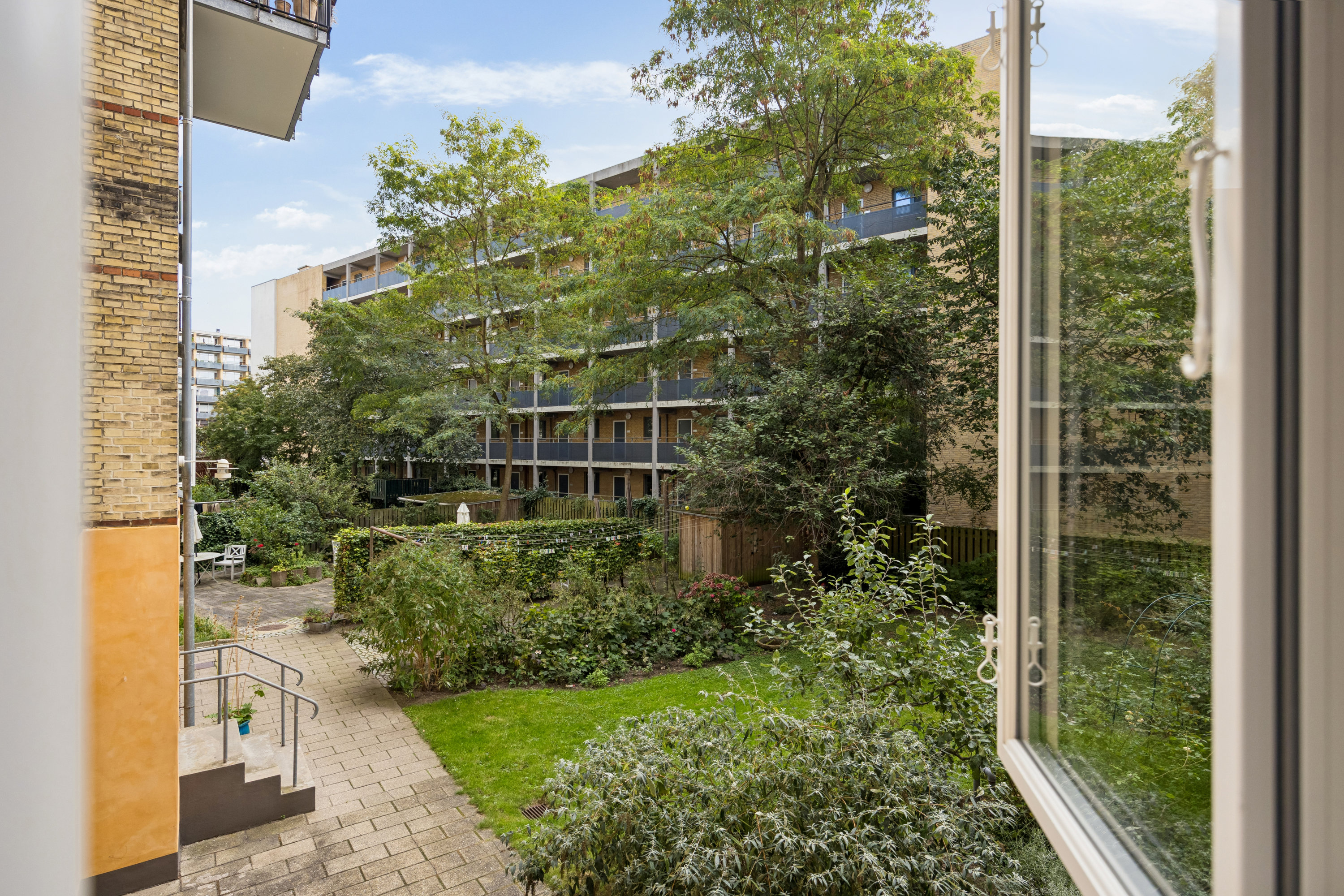 Fremhævet ejendom 1 billede i fuldskærmstilstand. Billede af Carl Bernhards Vej 13, st.. th., 1817 Frederiksberg C