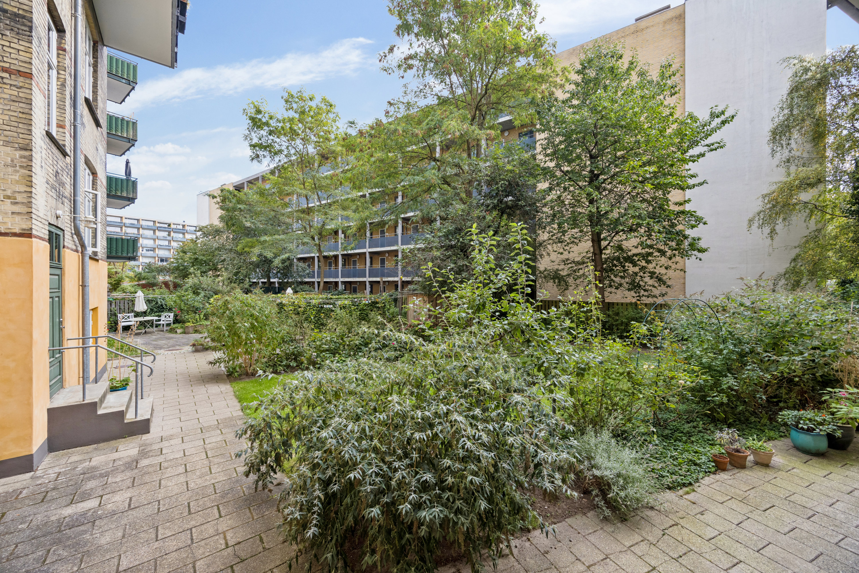 Fremhævet ejendom 1 billede i fuldskærmstilstand. Billede af Carl Bernhards Vej 13, st.. th., 1817 Frederiksberg C