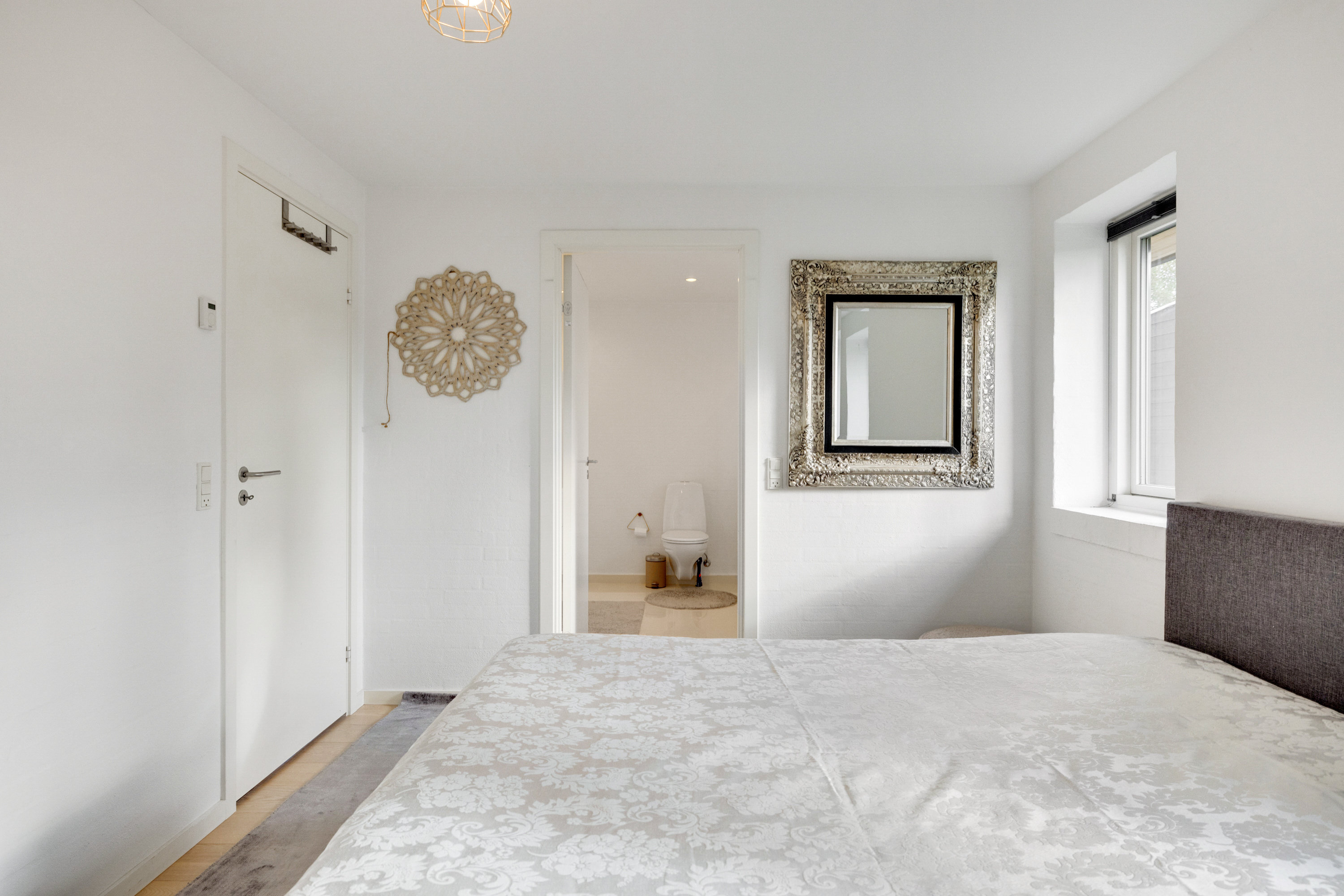 Fremhævet  billede i fuldskærmstilstand. Billede af Blomstervænget 2, 8381 Tilst