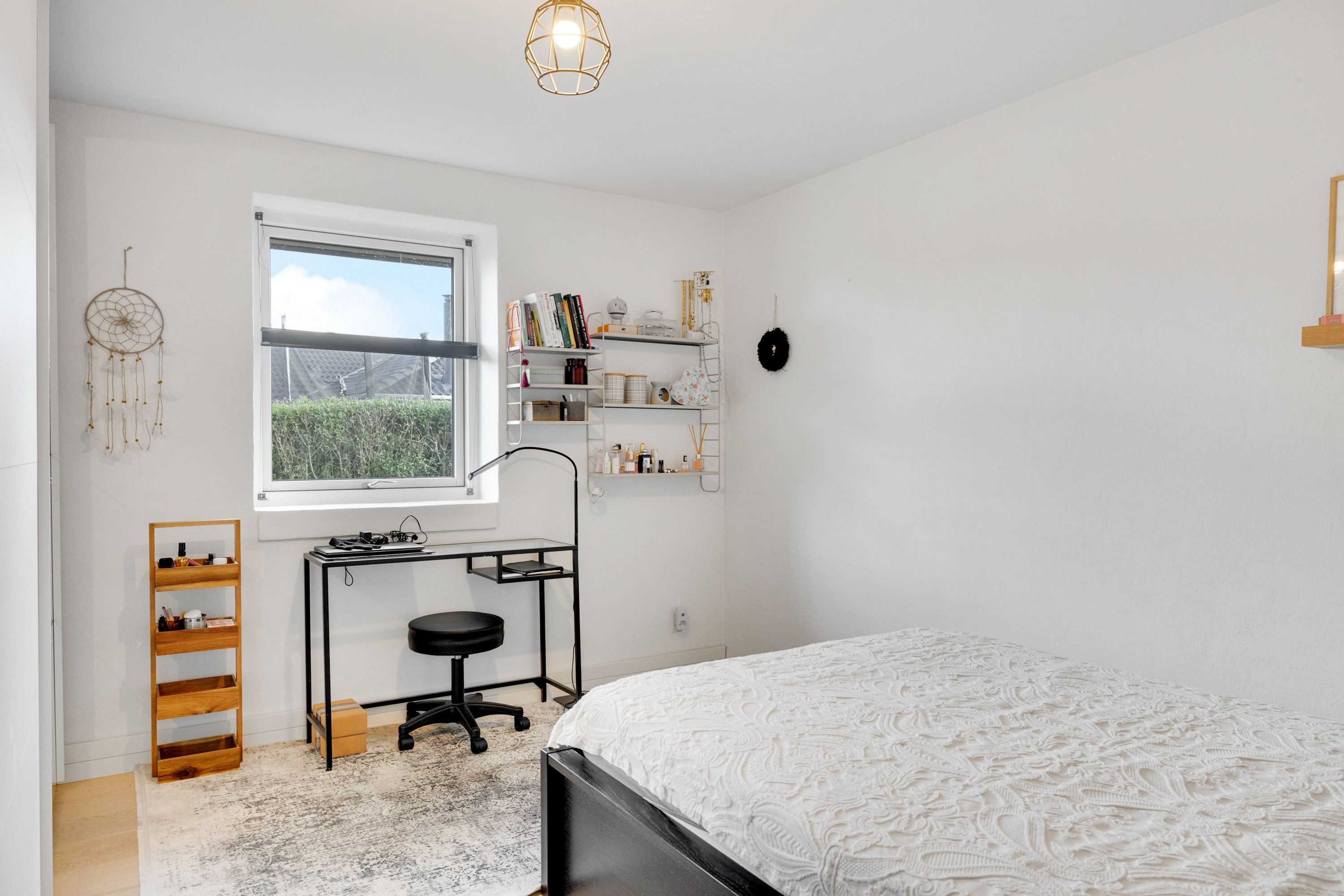 Fremhævet  billede i fuldskærmstilstand. Billede af Blomstervænget 2, 8381 Tilst