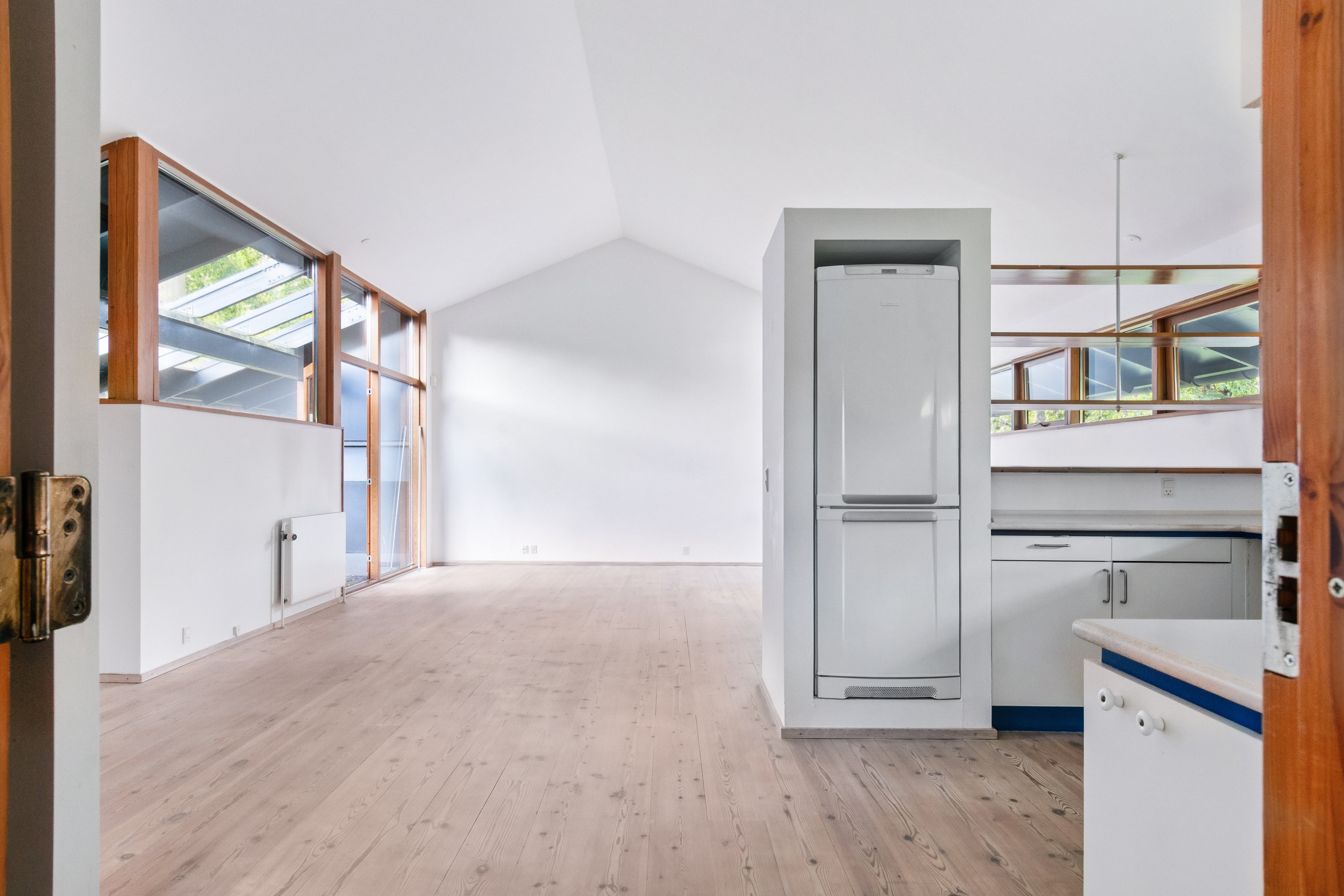 Fremhævet køkken billede i fuldskærmstilstand. Billede af Dianas Have 32, 2970 Hørsholm