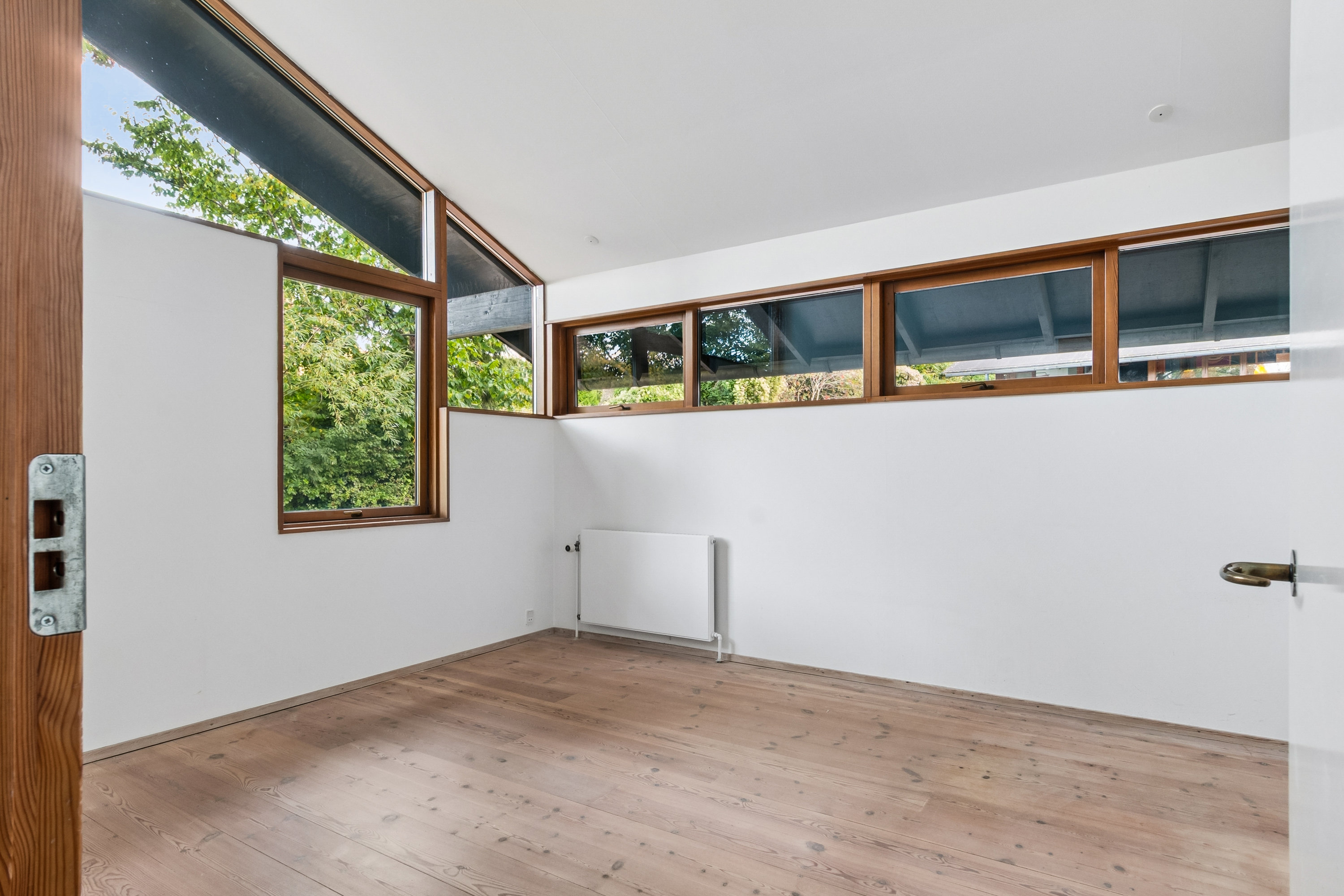 Fremhævet gang billede i fuldskærmstilstand. Billede af Dianas Have 32, 2970 Hørsholm