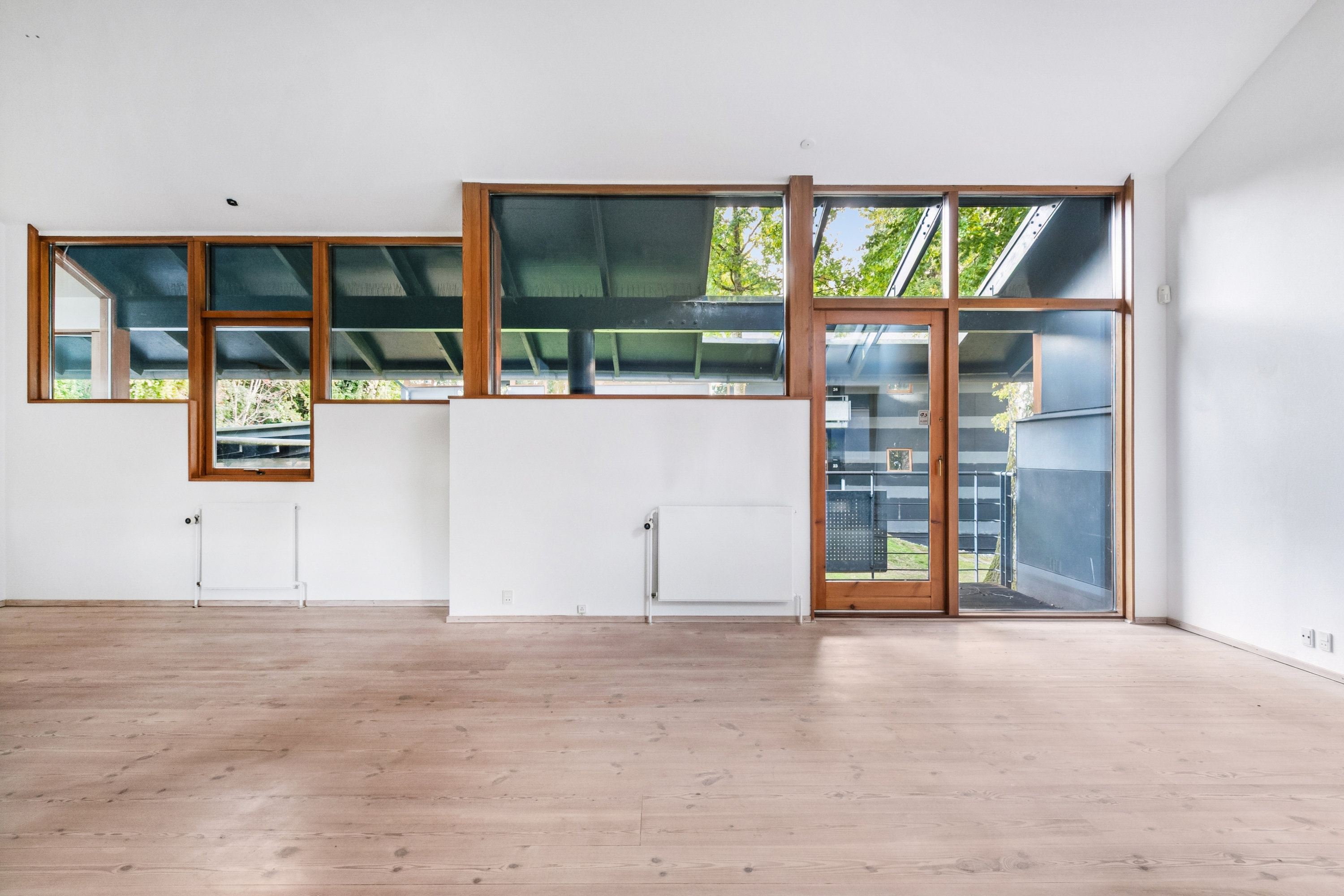 Fremhævet stue billede i fuldskærmstilstand. Billede af Dianas Have 32, 2970 Hørsholm