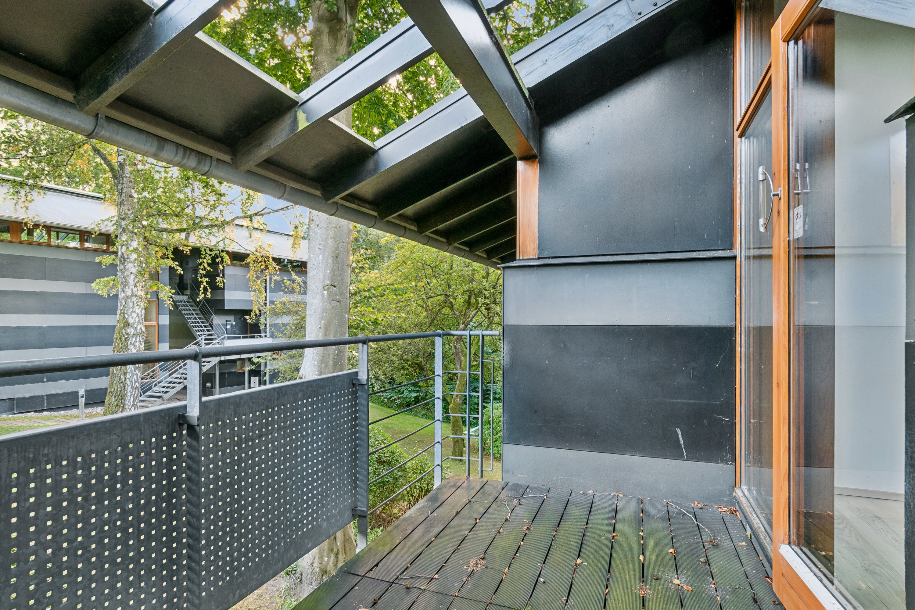 Fremhævet terrasse billede i fuldskærmstilstand. Billede af Dianas Have 32, 2970 Hørsholm