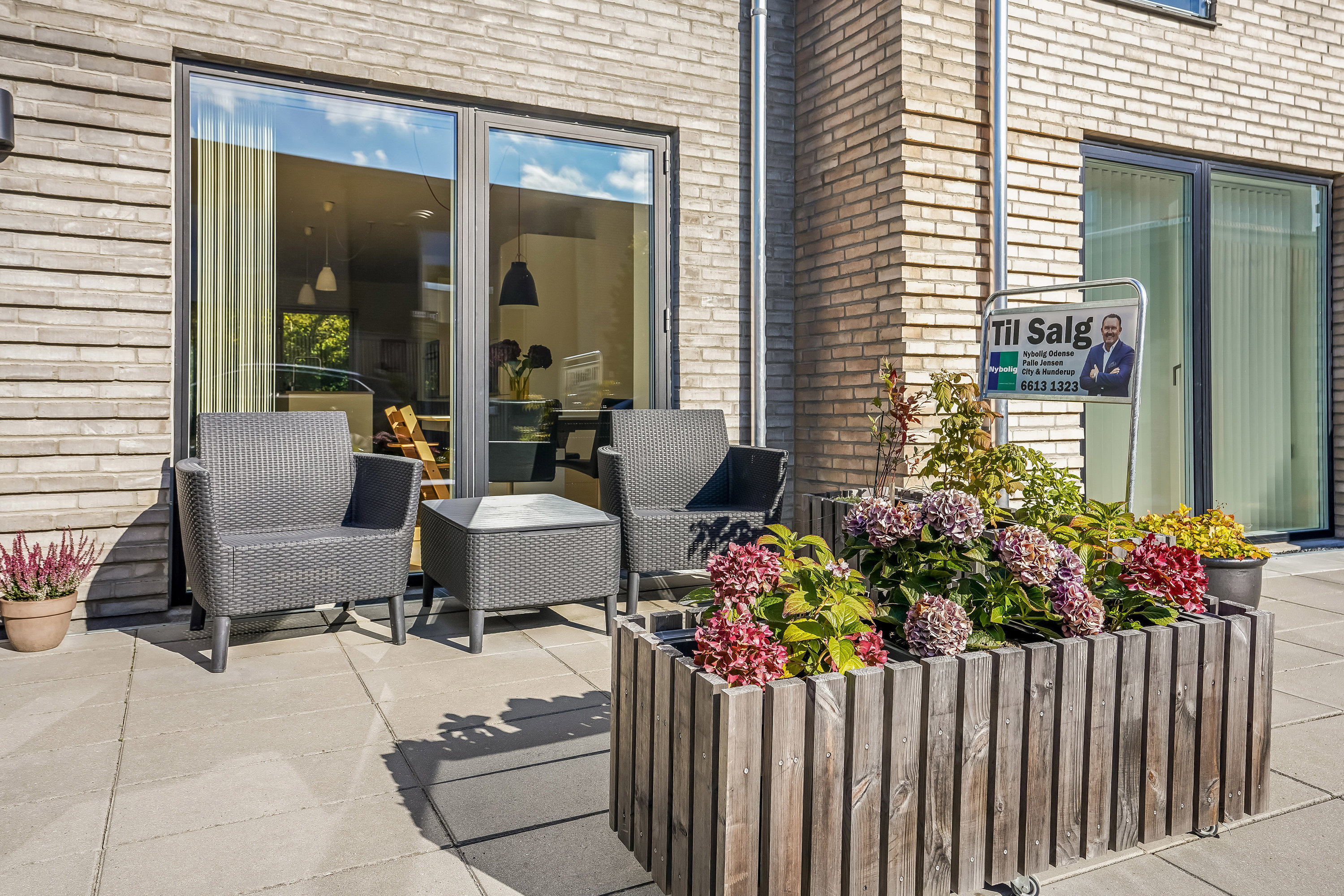 Fremhævet terrasse billede i fuldskærmstilstand. Billede af Guldrankevej 92, 5200 Odense V