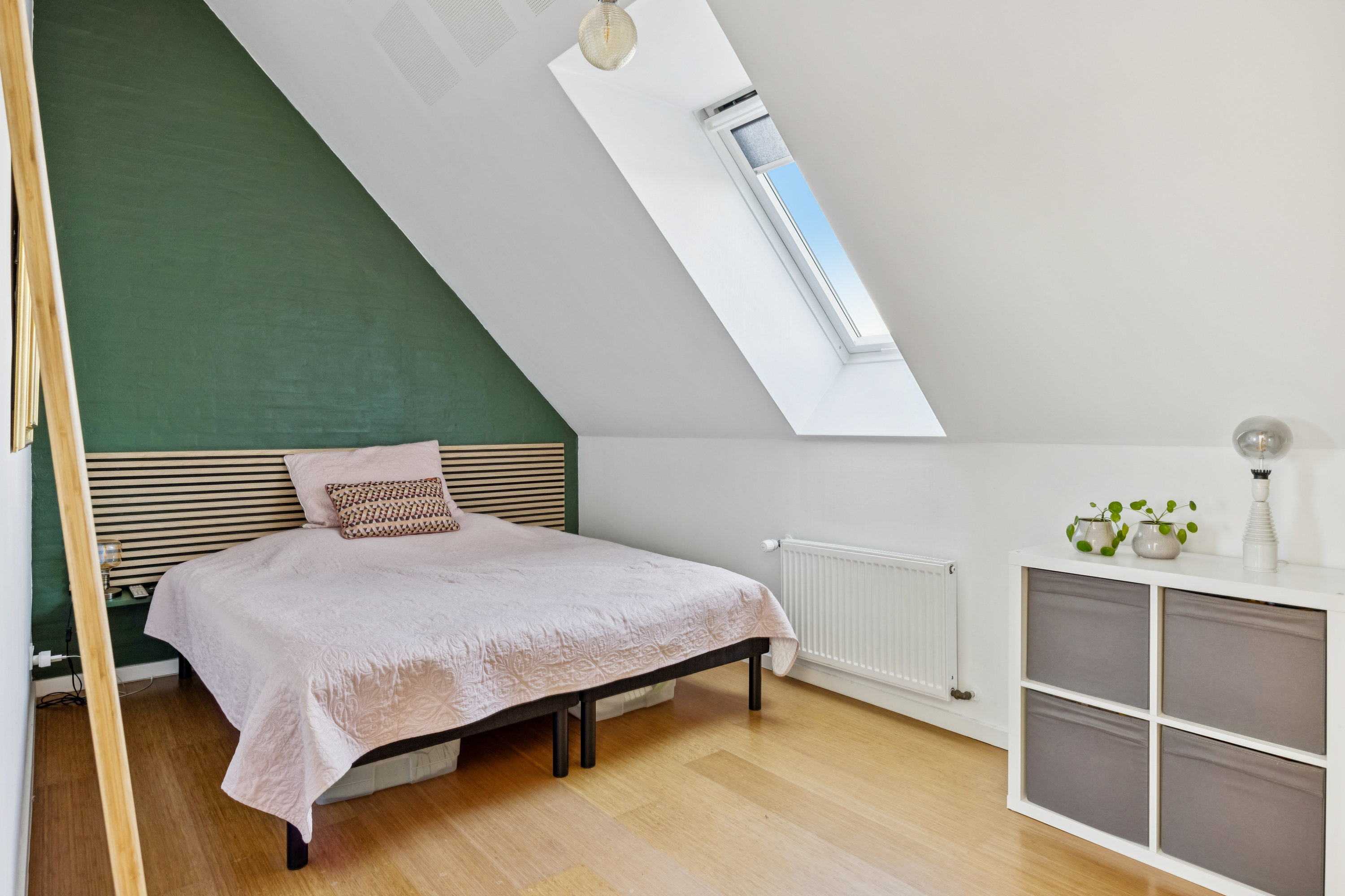 Fremhævet værelse billede i fuldskærmstilstand. Billede af Ndr. Strandvej 70, 8400 Ebeltoft