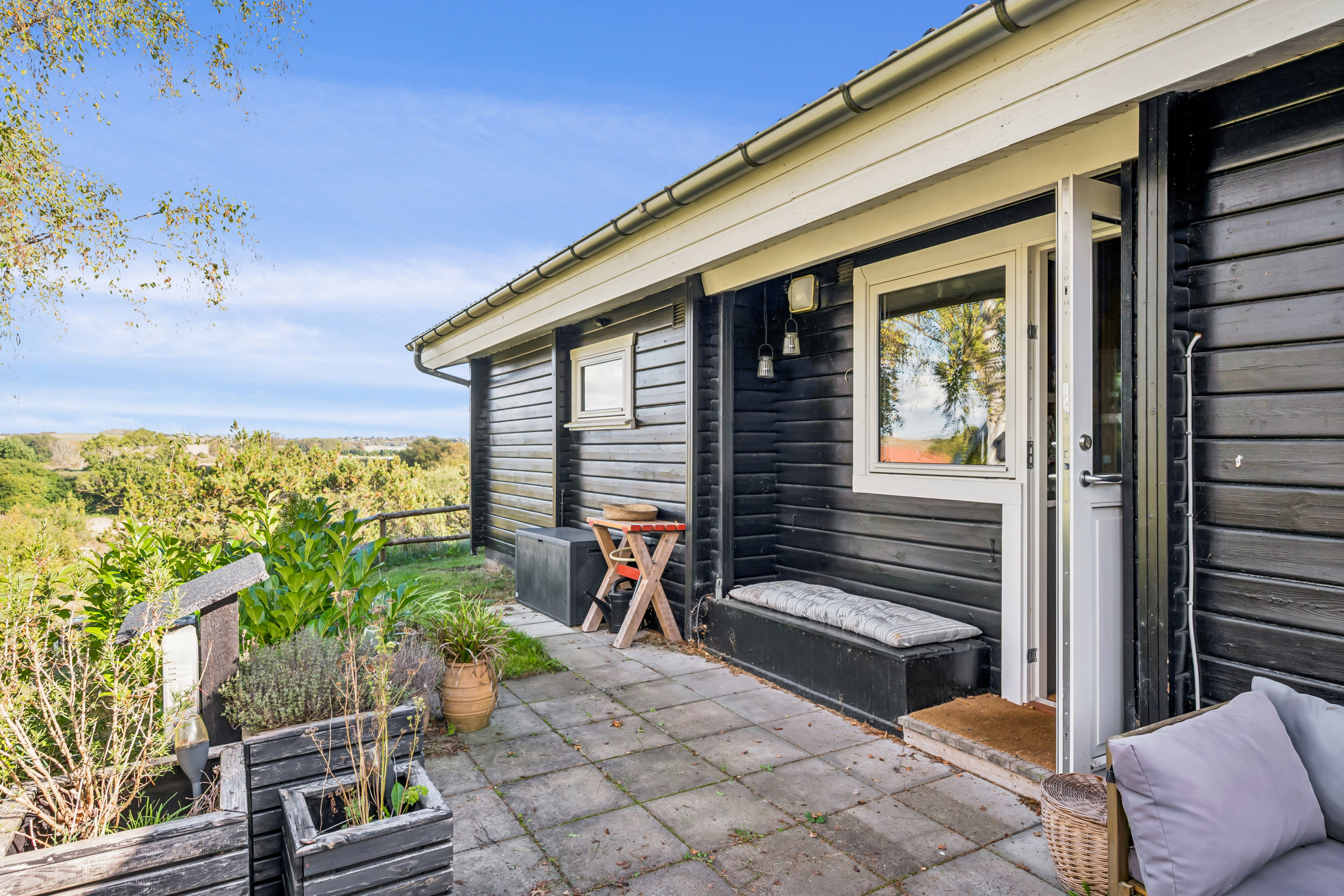 Fremhævet ejendom 1 billede i fuldskærmstilstand. Billede af Tværvangen 12, Boeslum, 8400 Ebeltoft