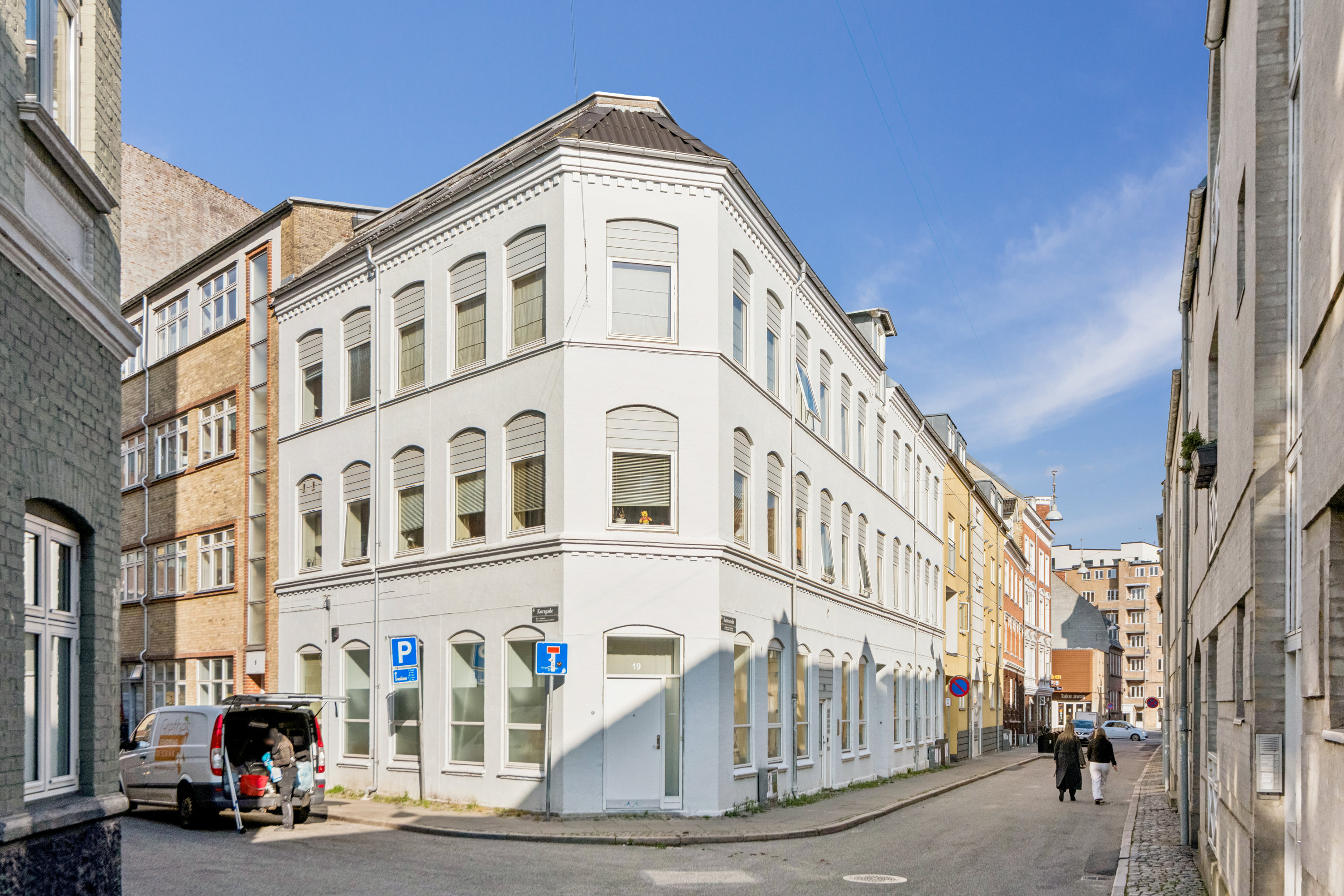 Fremhævet ejendom 1 billede i fuldskærmstilstand. Billede af Kattesundet 21, 3. th., 9000 Aalborg