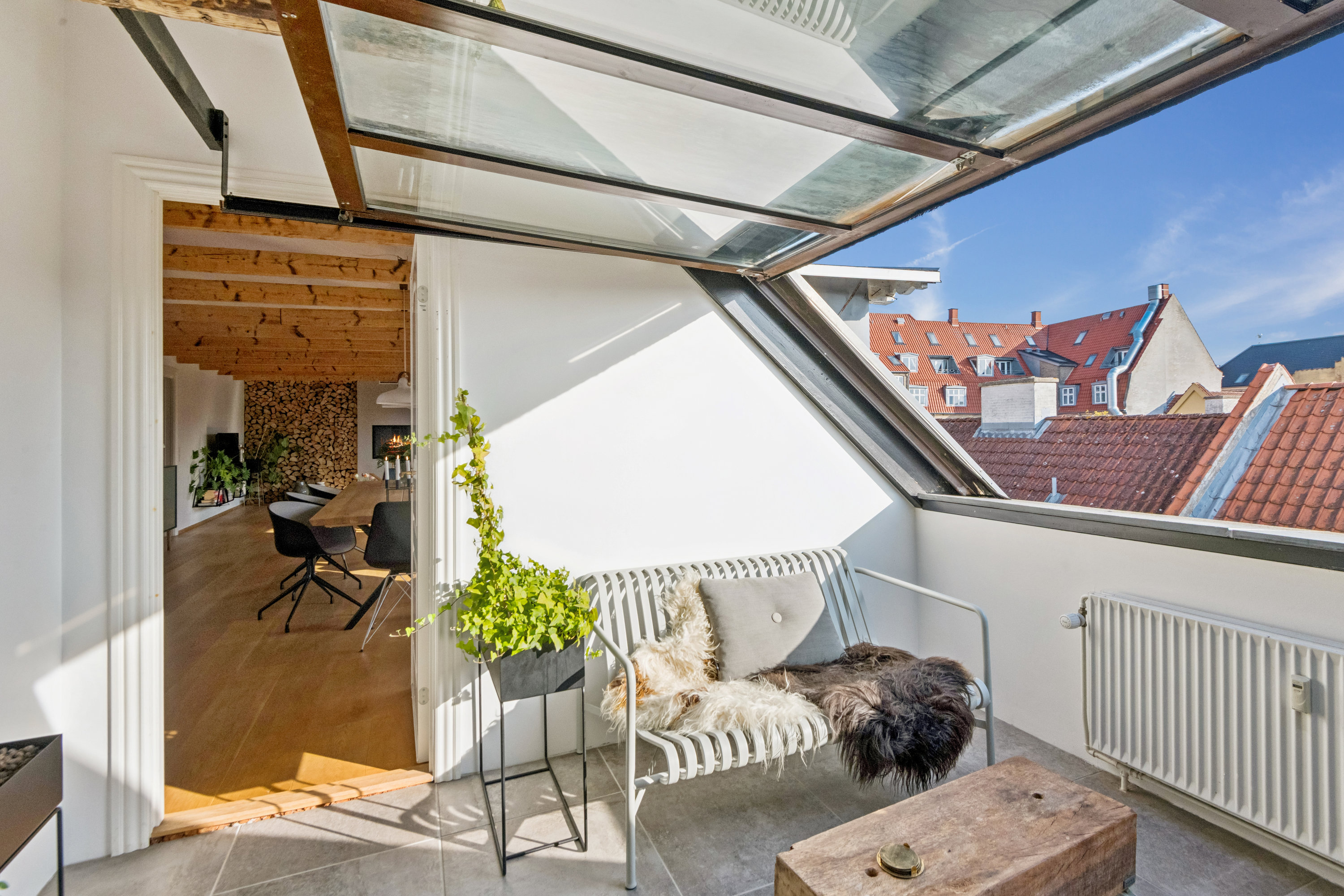 Fremhævet terrasse billede i fuldskærmstilstand. Billede af Kattesundet 21, 3. th., 9000 Aalborg