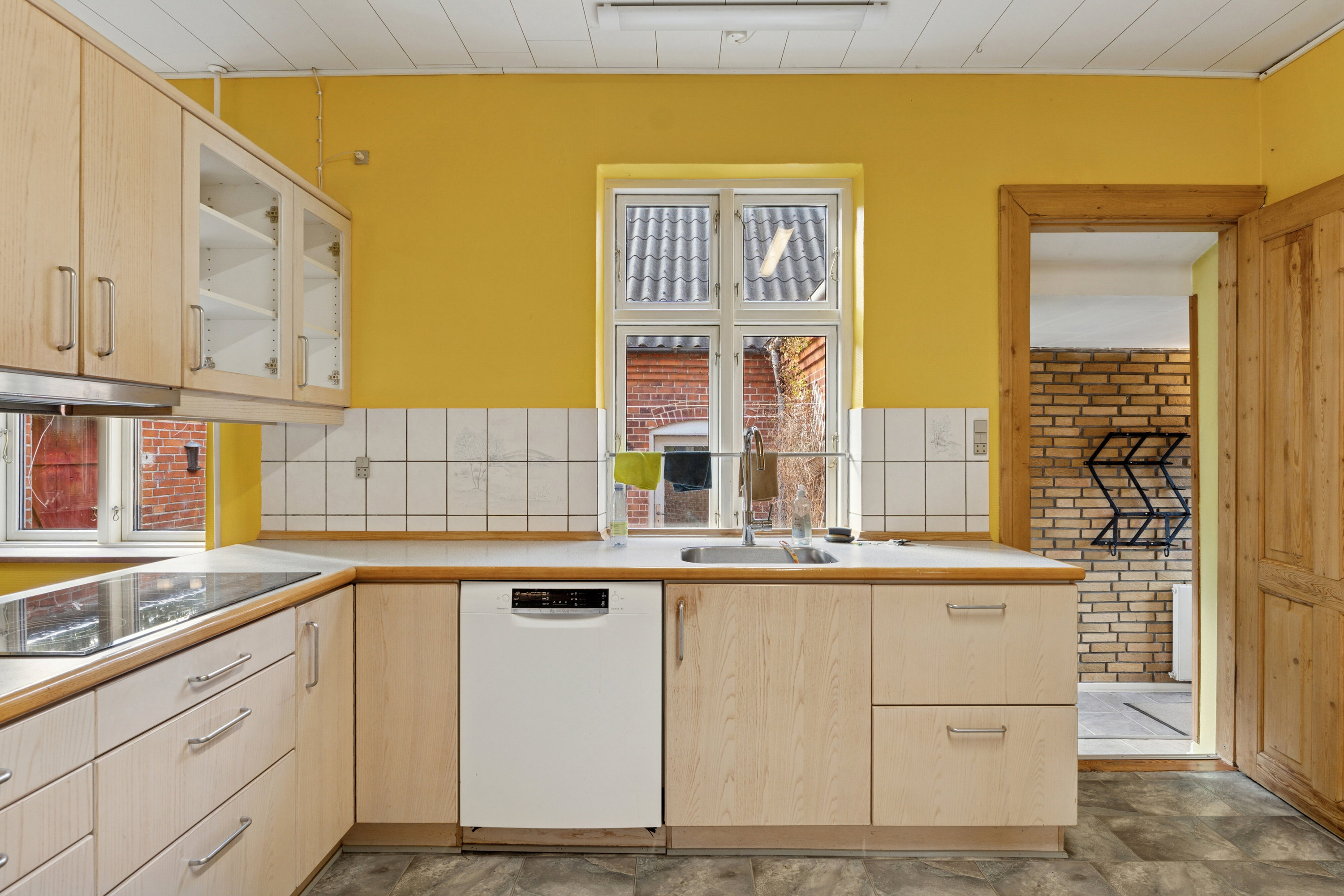 Fremhævet køkken billede i fuldskærmstilstand. Billede af Bogensevej 358, Næsbyhoved-Broby, 5270 Odense N