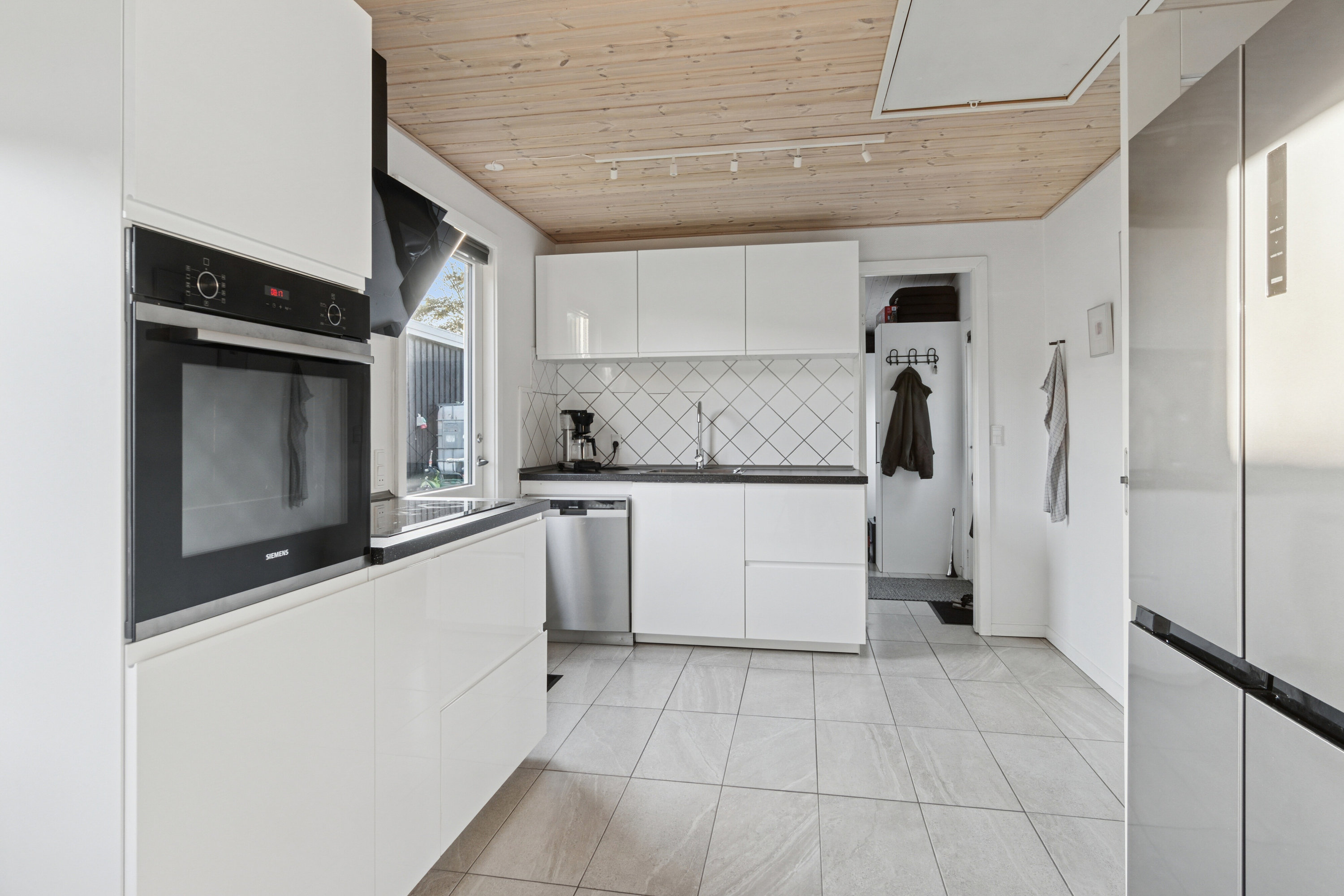 Fremhævet køkken billede i fuldskærmstilstand. Billede af Bildsøvej 149, Næsby Strand, 4200 Slagelse