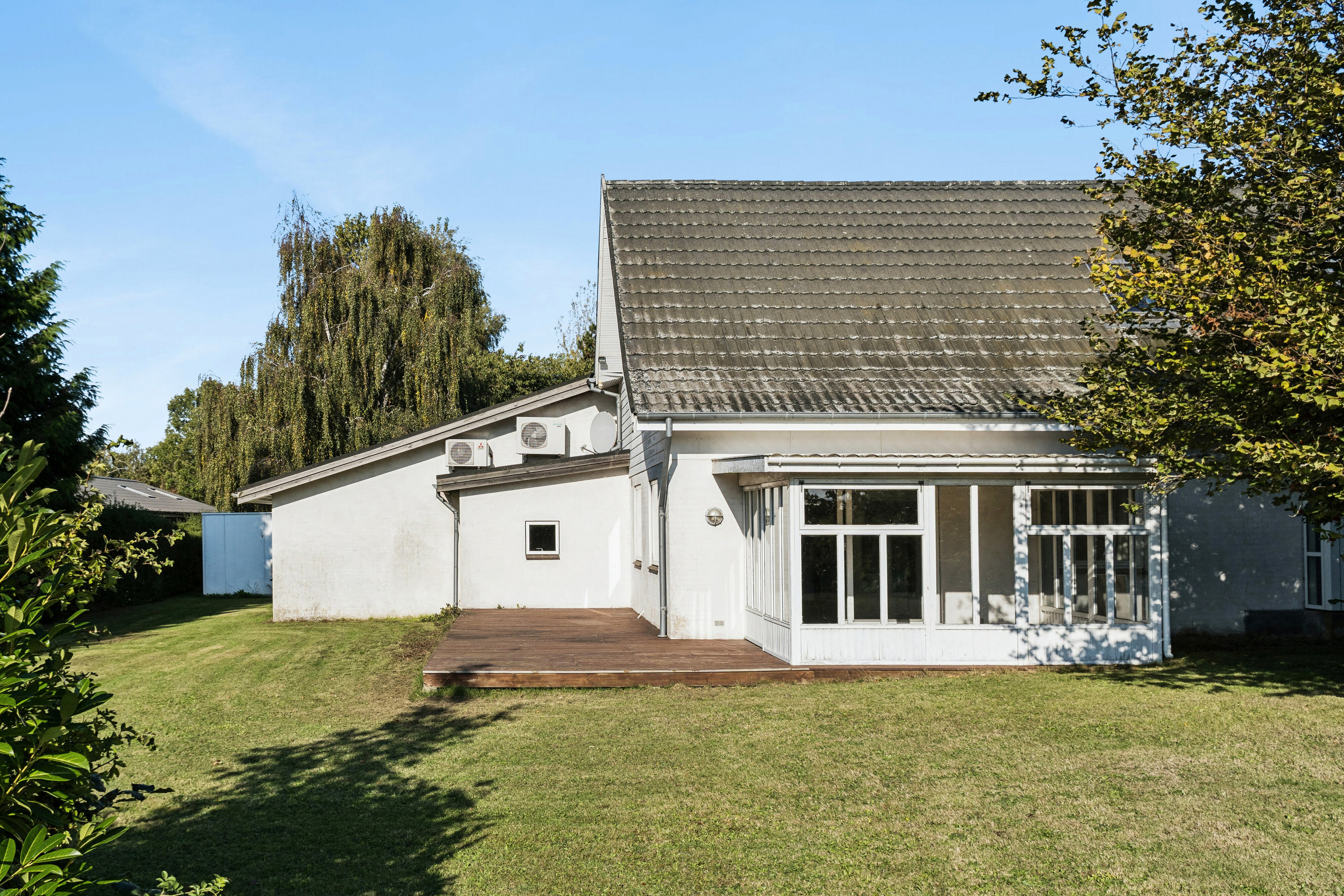 Fremhævet set fra haven billede i fuldskærmstilstand. Billede af Thorshøjvej 7, 4500 Nykøbing Sj