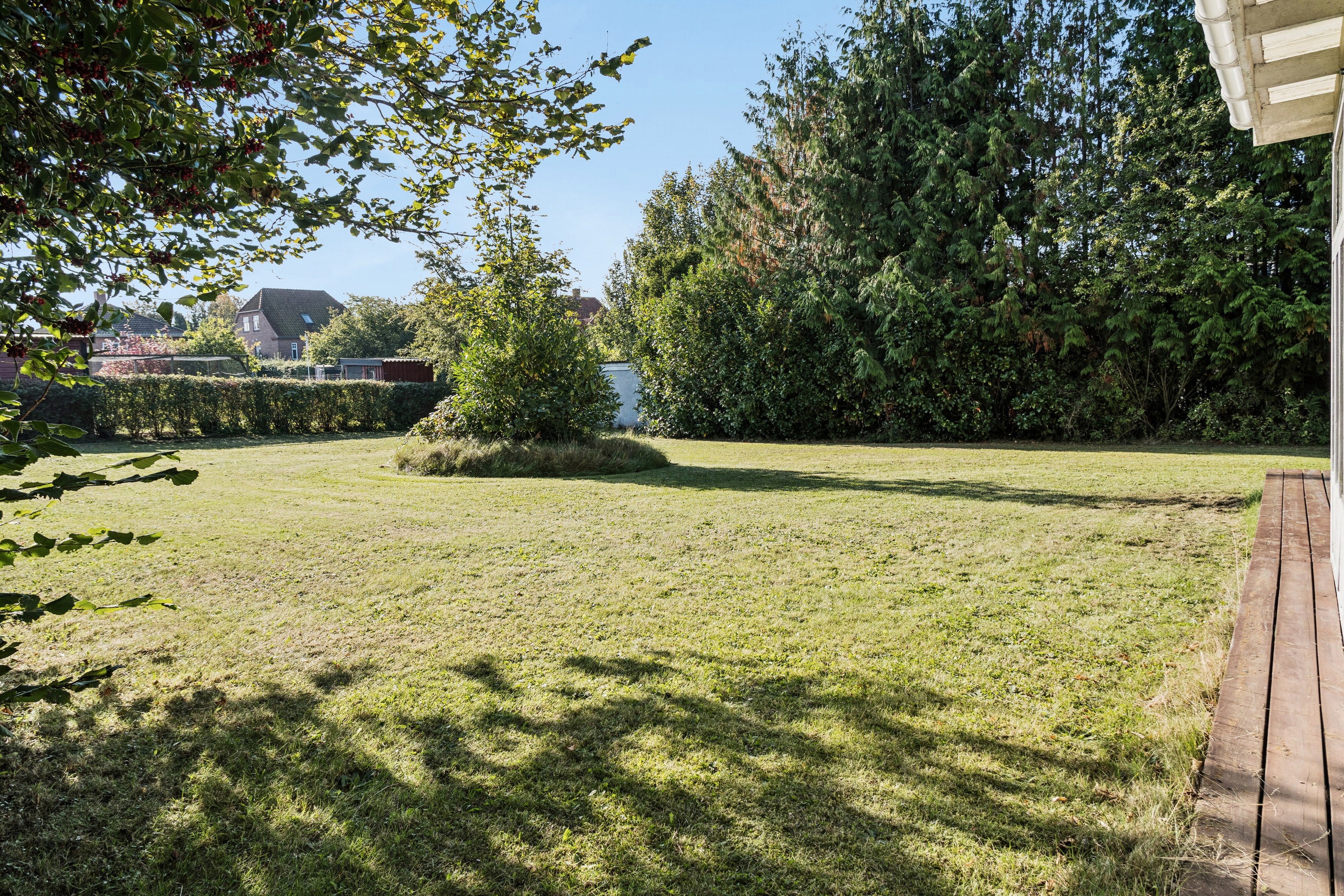Fremhævet set fra haven billede i fuldskærmstilstand. Billede af Thorshøjvej 7, 4500 Nykøbing Sj