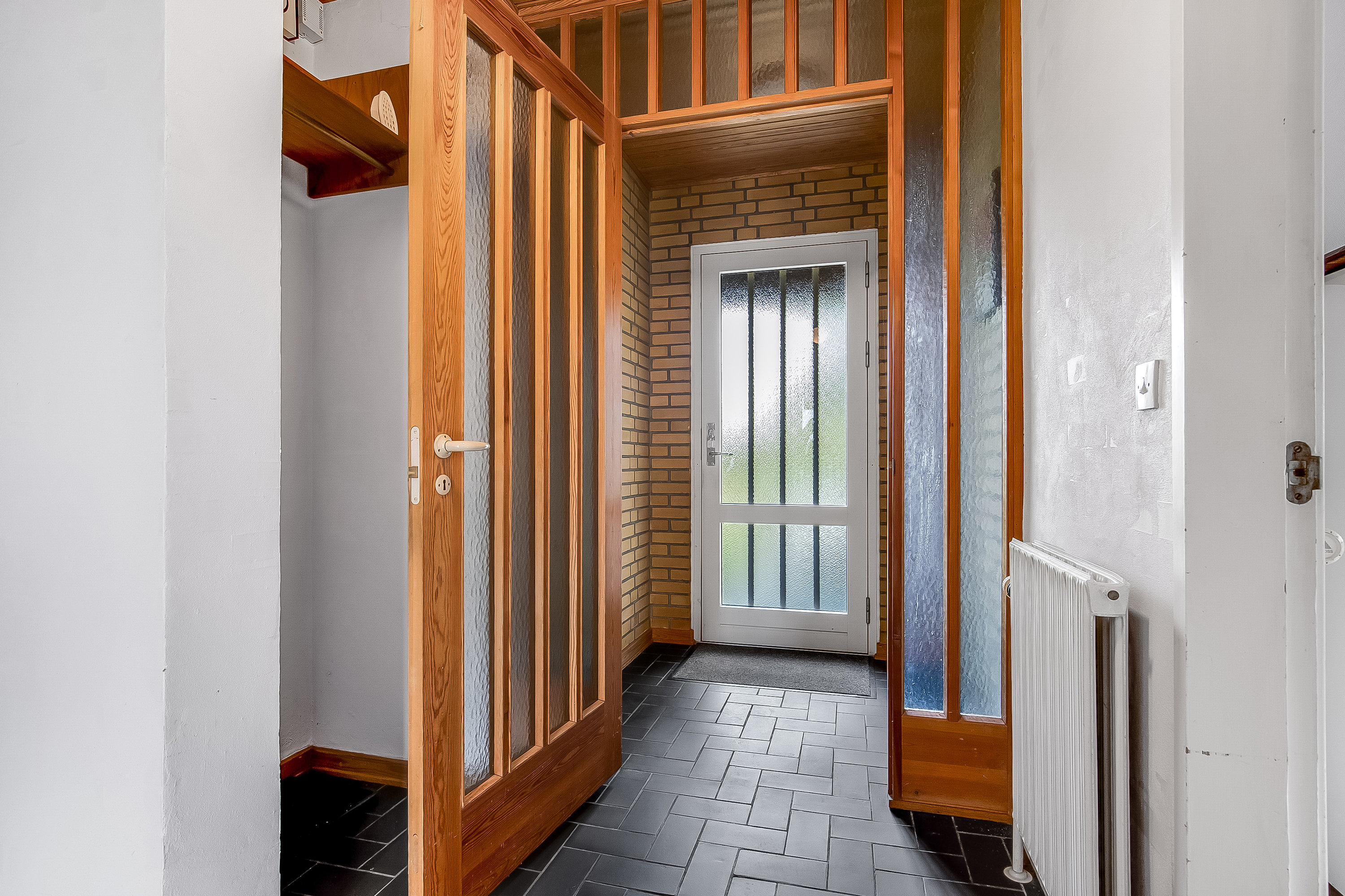 Fremhævet entré billede i fuldskærmstilstand. Billede af Bjert Vestervang 7, 6091 Bjert