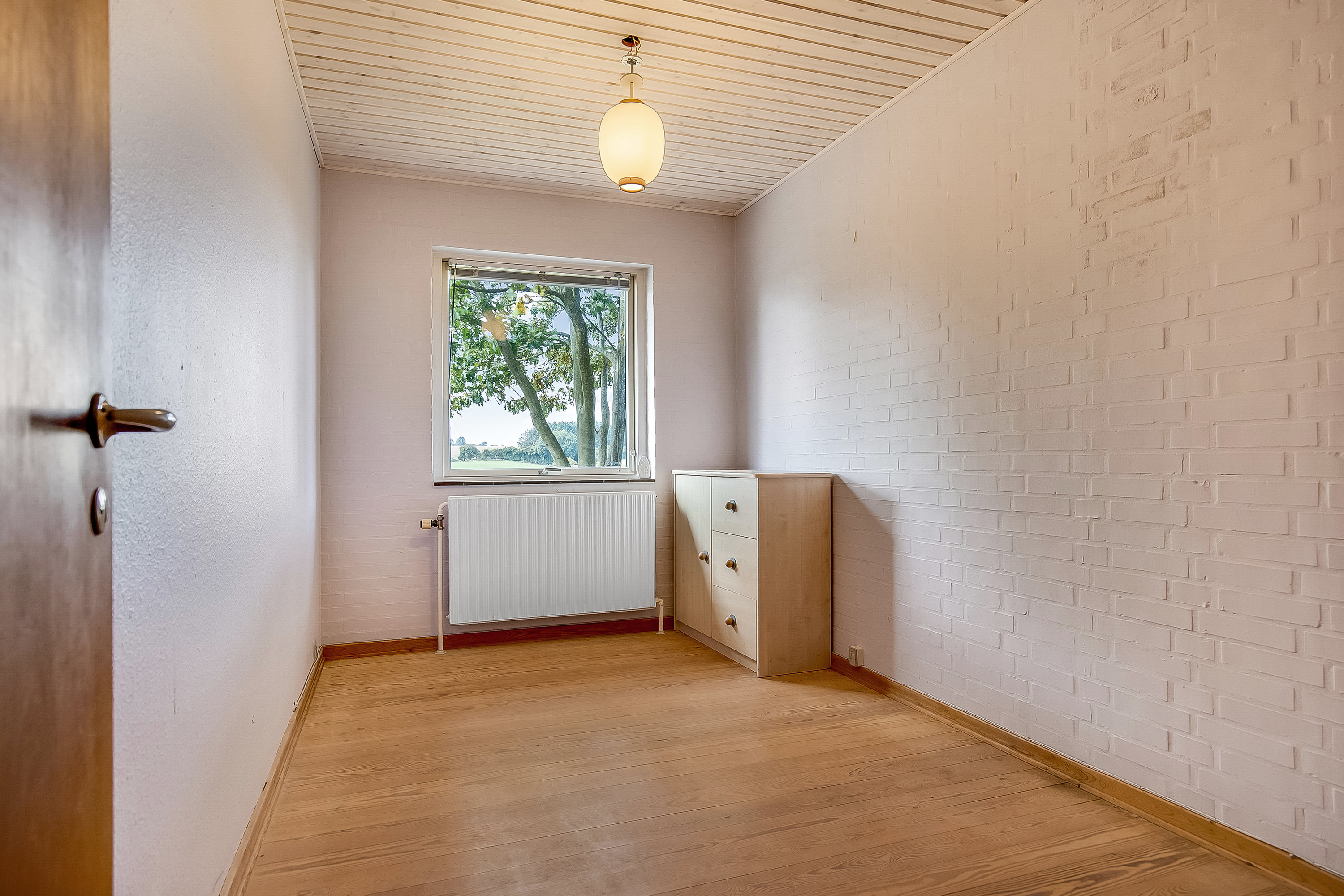 Fremhævet værelse billede i fuldskærmstilstand. Billede af Bjert Vestervang 7, 6091 Bjert