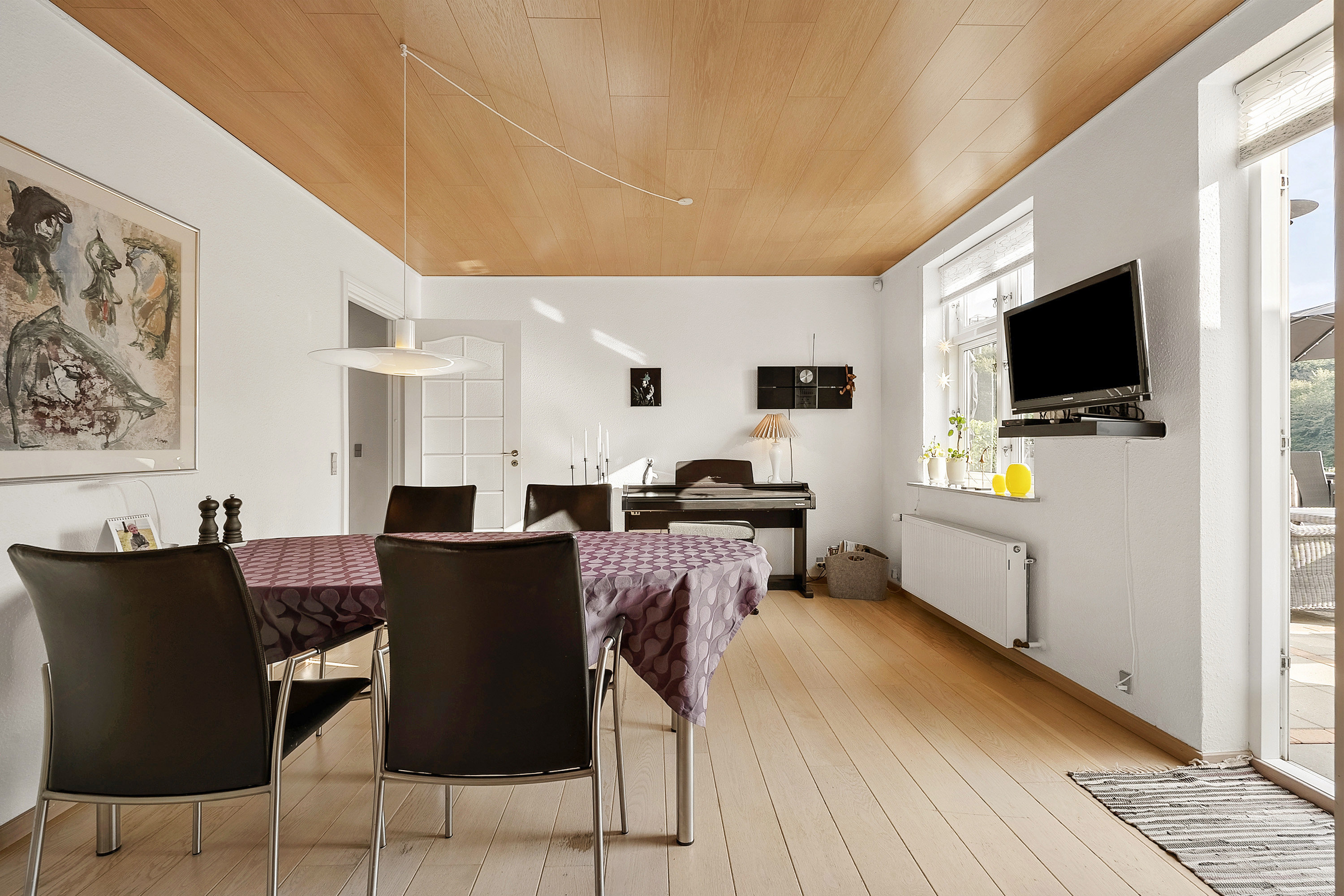 Fremhævet spisestue billede i fuldskærmstilstand. Billede af Sønderborgvej 94, Sønder-Hostrup, 6200 Aabenraa