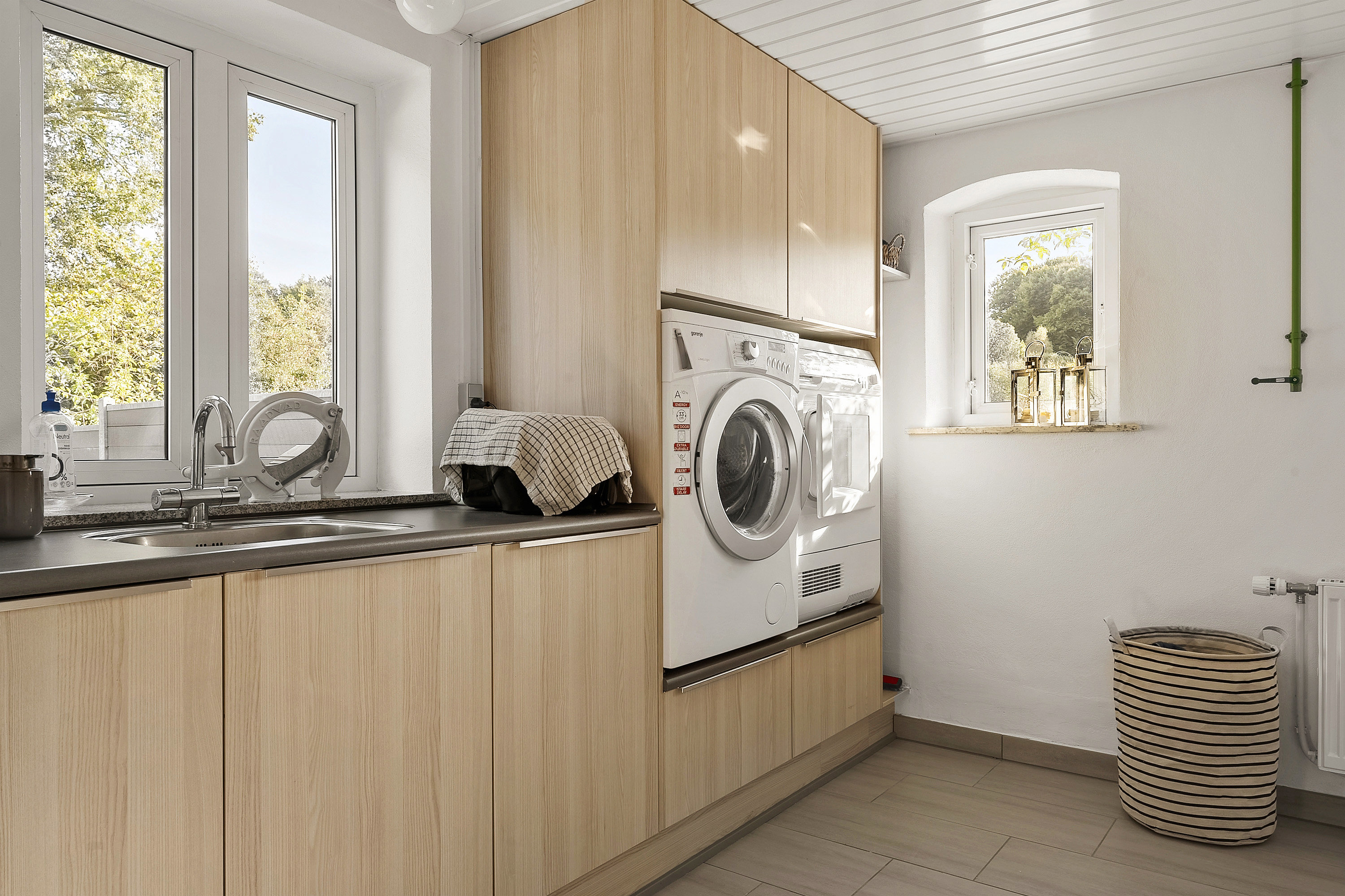 Fremhævet værelse billede i fuldskærmstilstand. Billede af Sønderborgvej 94, Sønder-Hostrup, 6200 Aabenraa