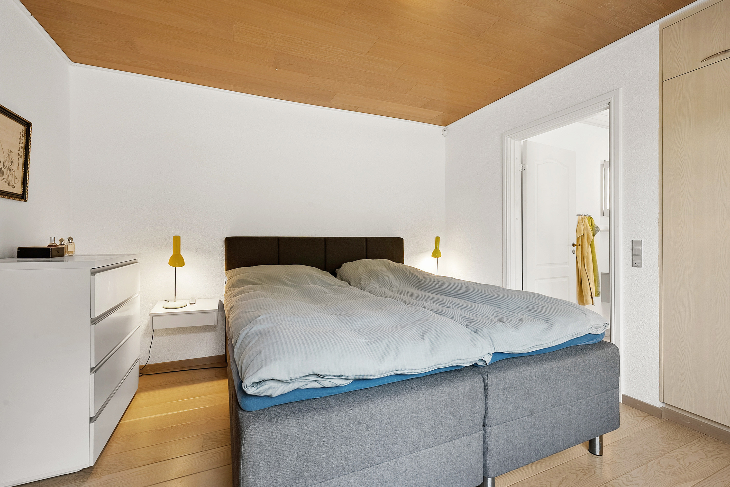 Fremhævet soveværelse billede i fuldskærmstilstand. Billede af Sønderborgvej 94, Sønder-Hostrup, 6200 Aabenraa