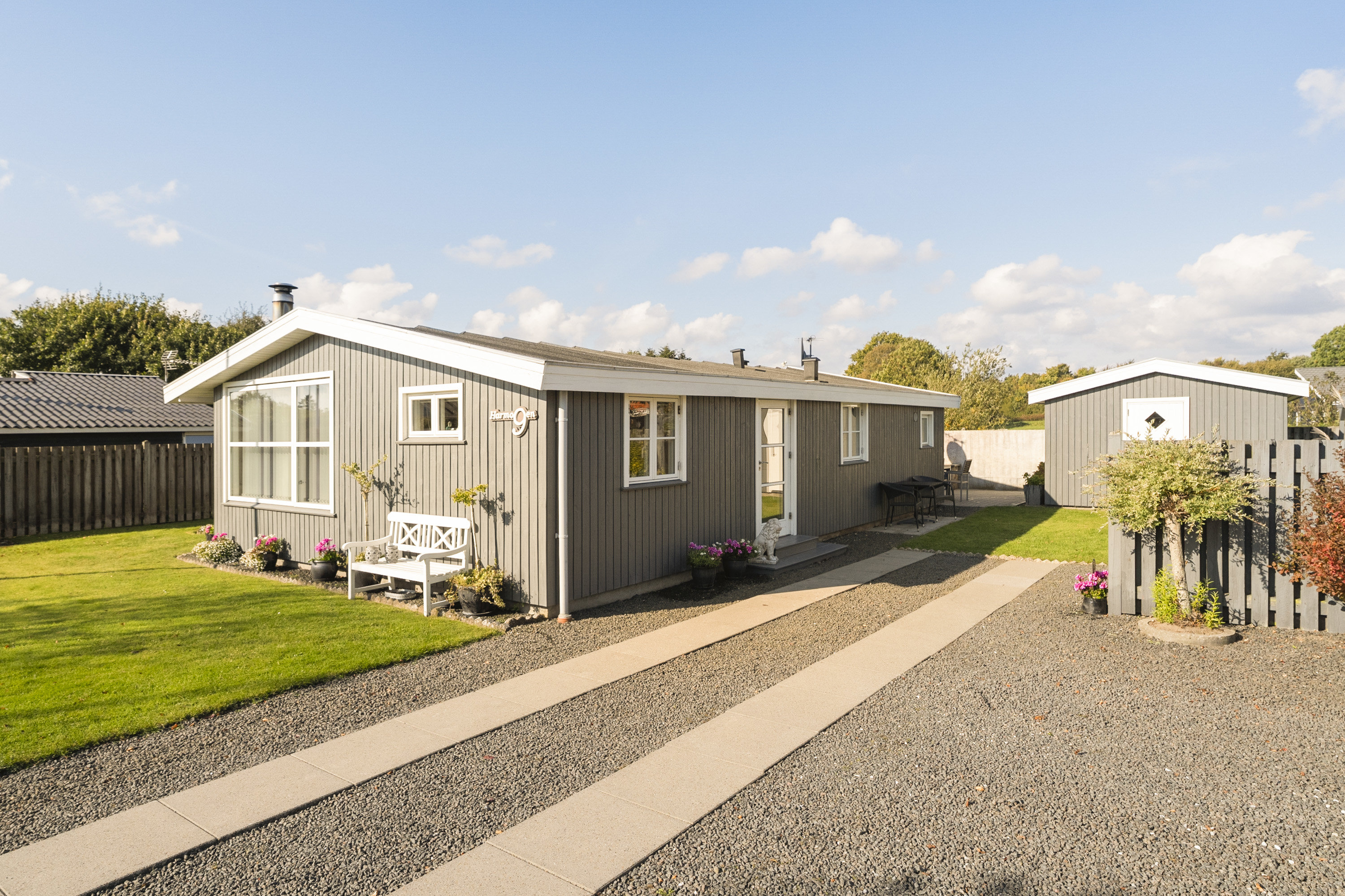 Miniaturebillede 1: . Billede af As Hedegård 9, 7130 Juelsminde