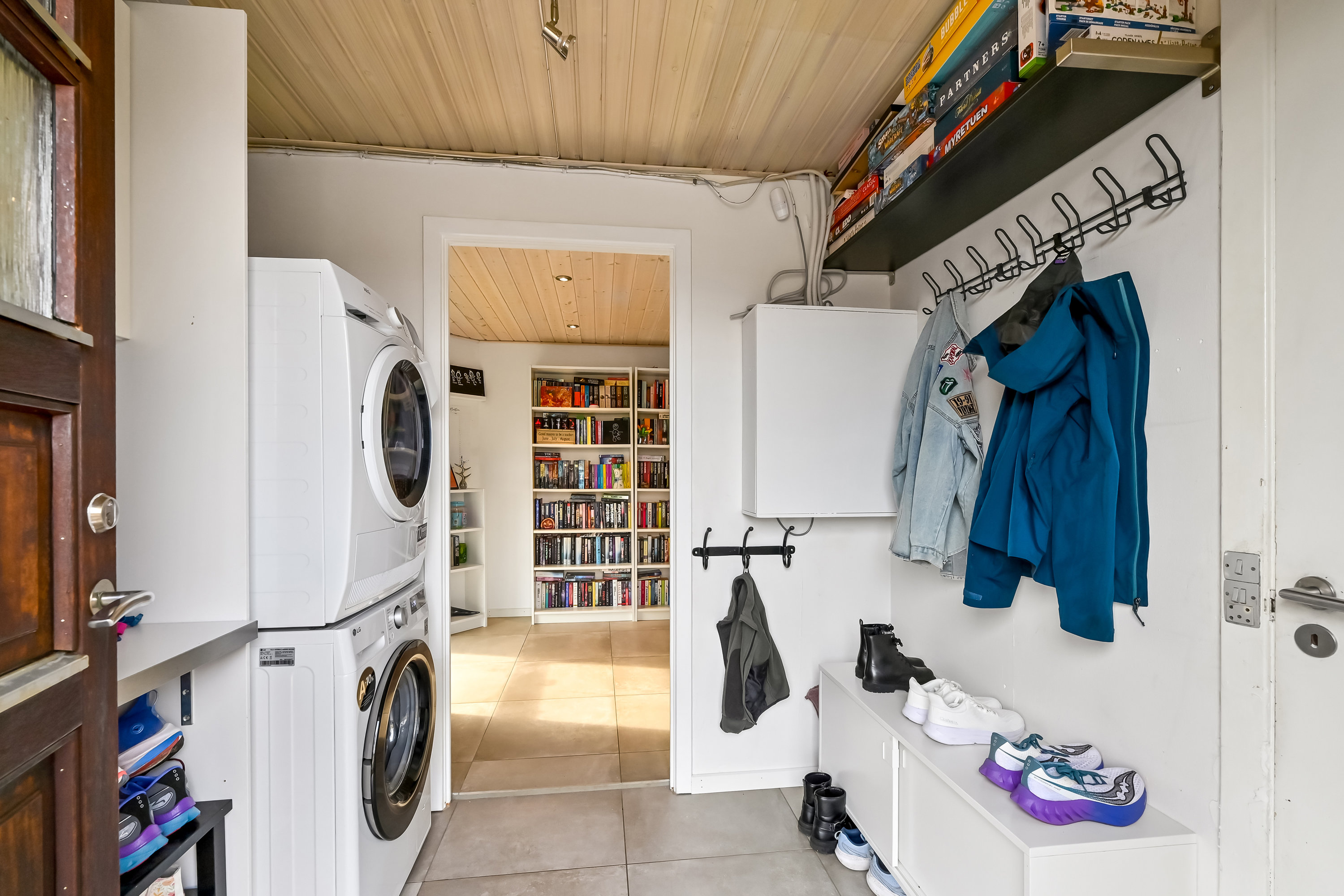 Fremhævet entré billede i fuldskærmstilstand. Billede af Rugmarken 11, Hammerum, 7400 Herning