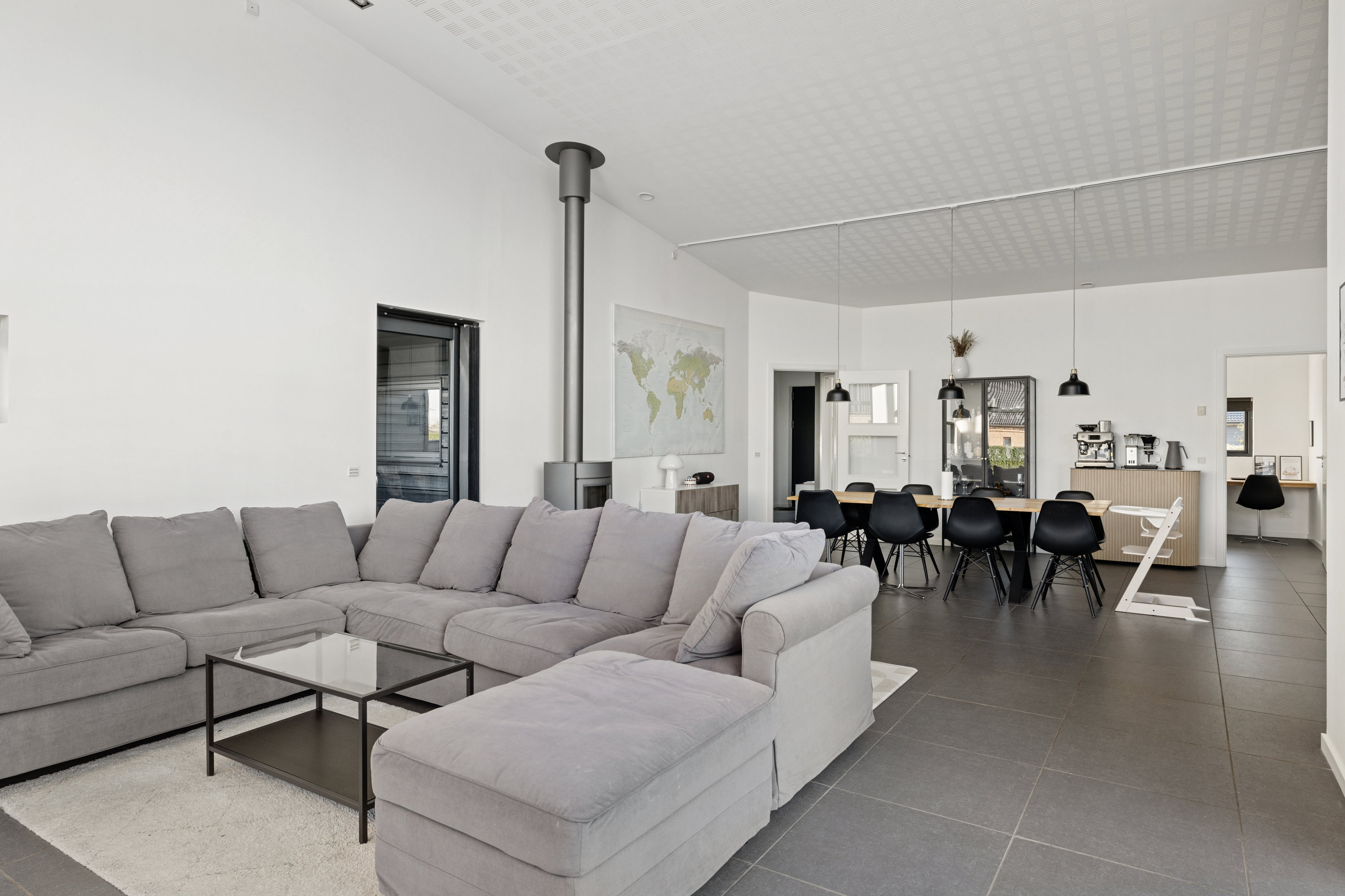 Fremhævet stue billede i fuldskærmstilstand. Billede af Nørreballe 58, 8832 Skals